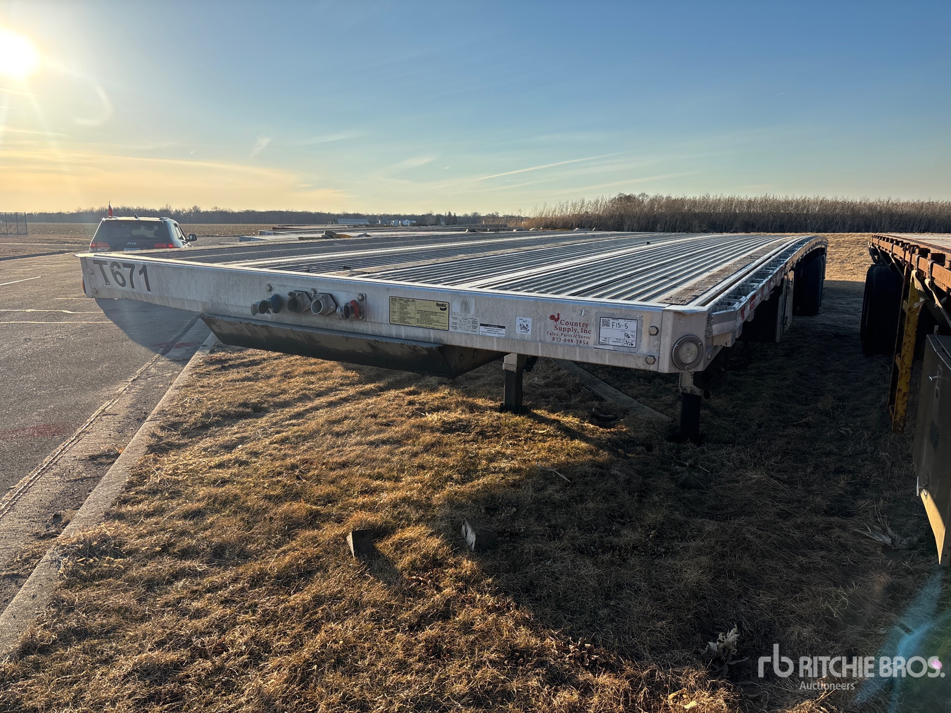 General Appearance with Bild, Ecke vorne links