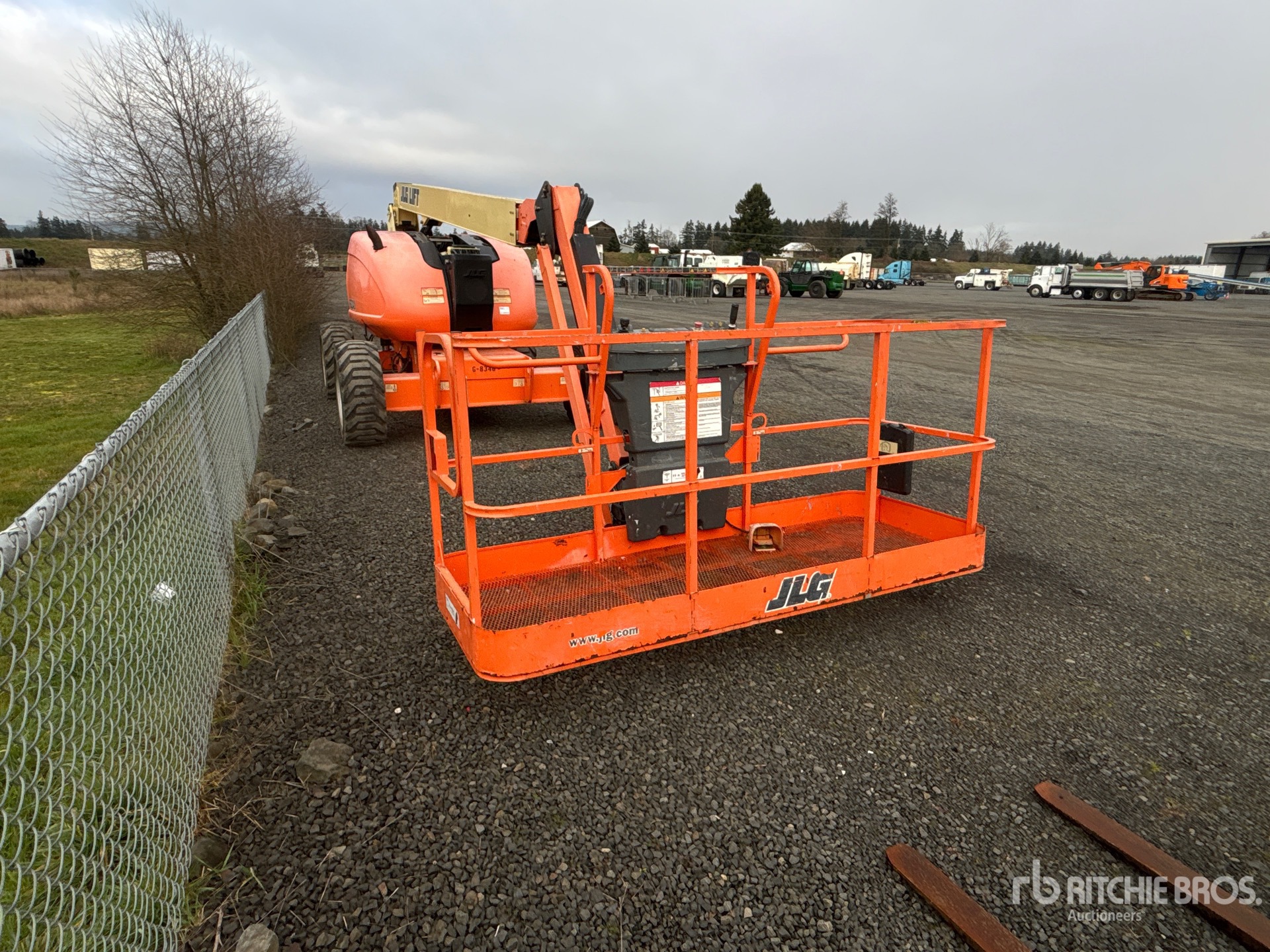 General Appearance with Picture, Right Front Corner