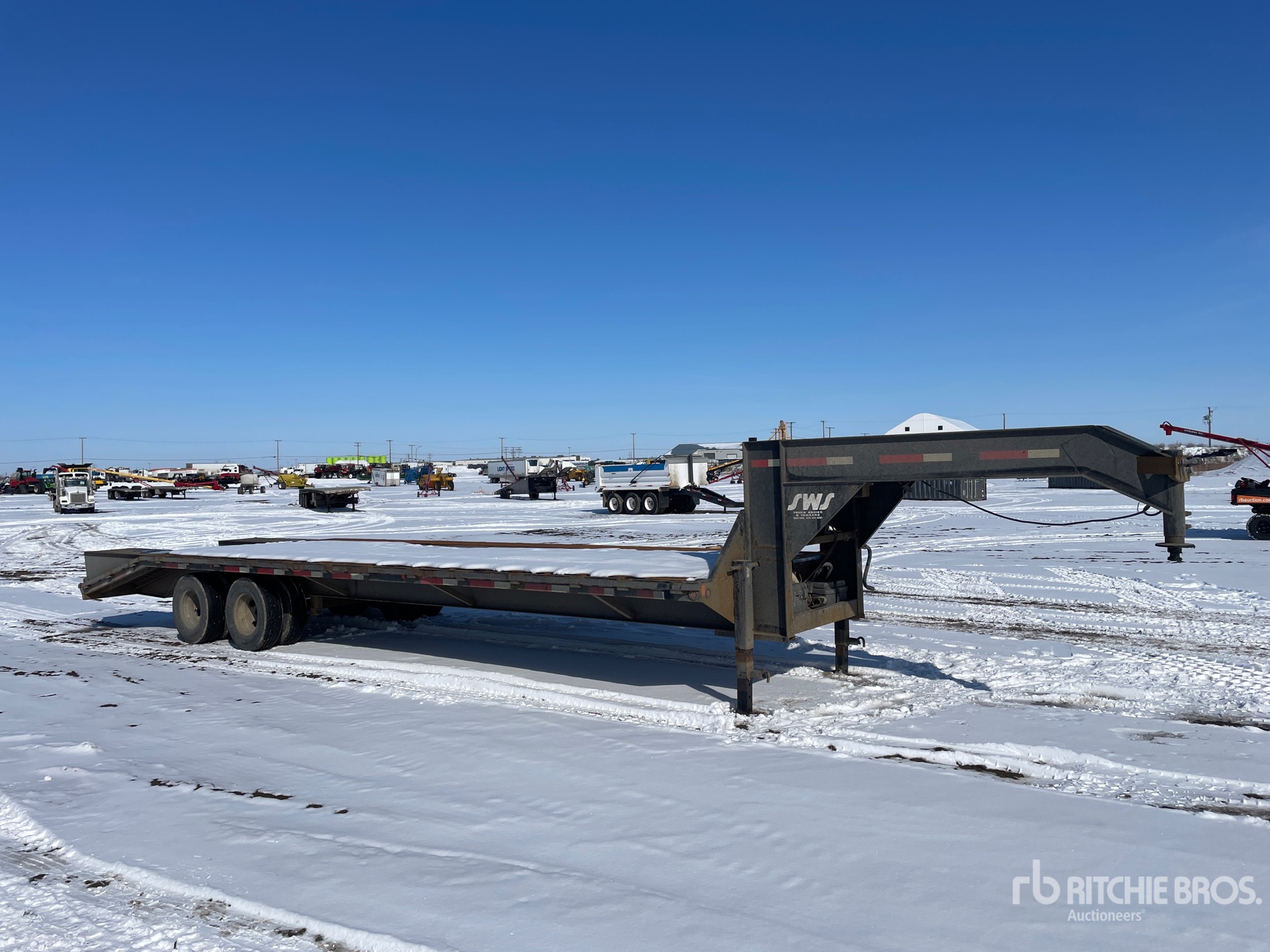 General Appearance with Foto, angolo anteriore destro