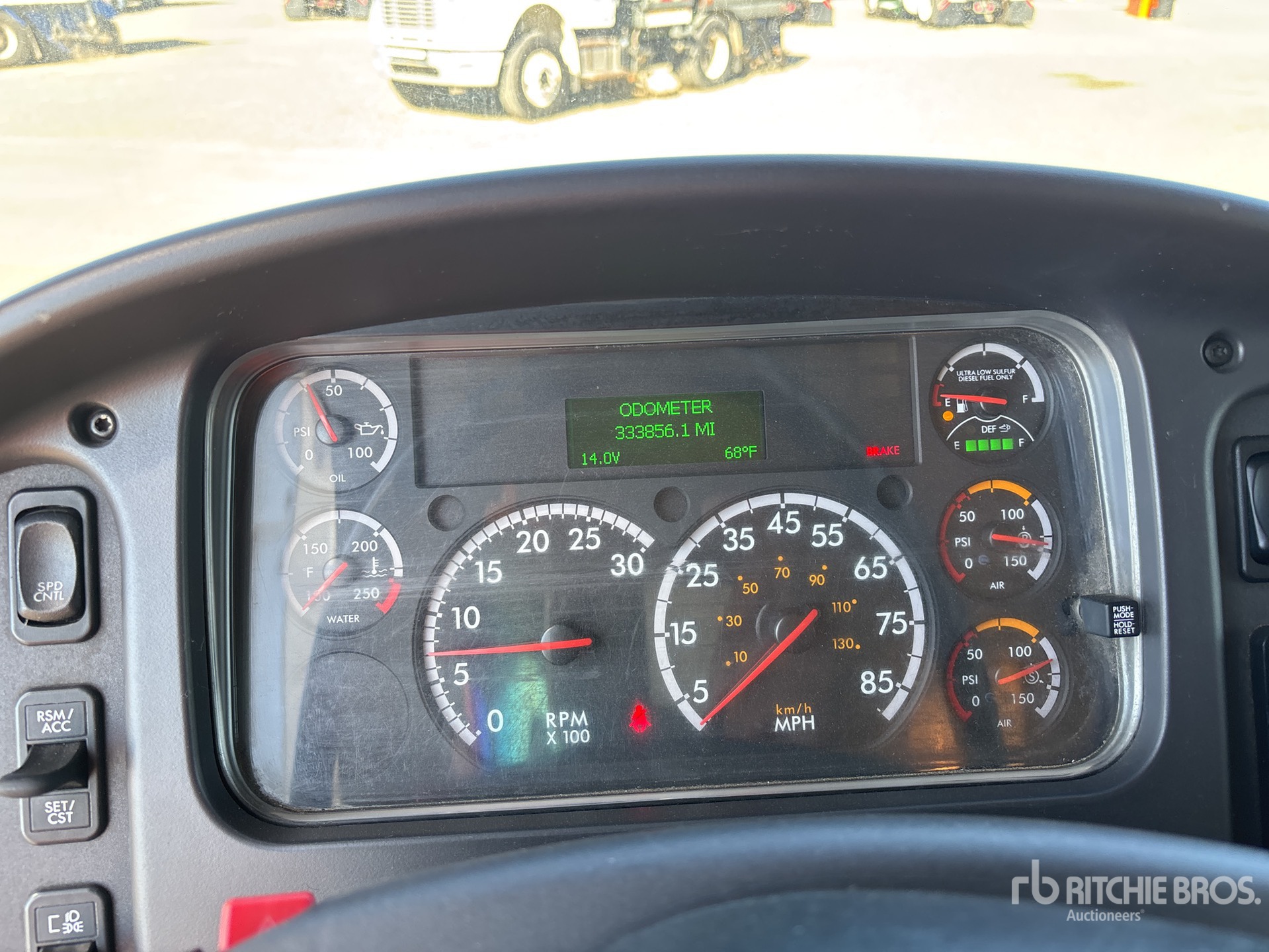 2018 Freightliner M2 106