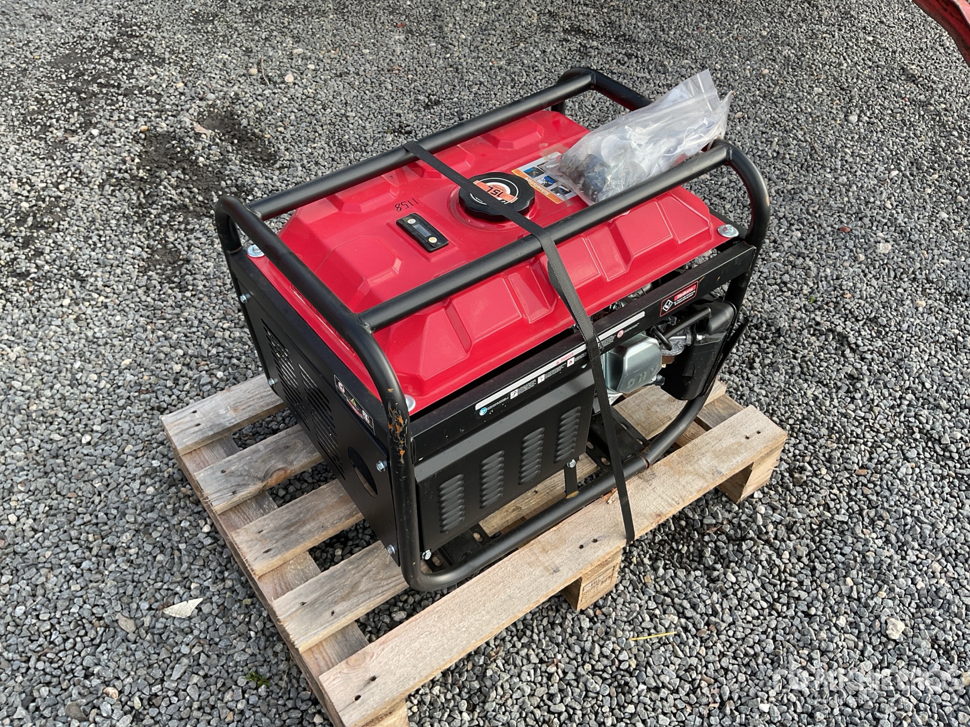 General Appearance with Picture, Right Rear Corner