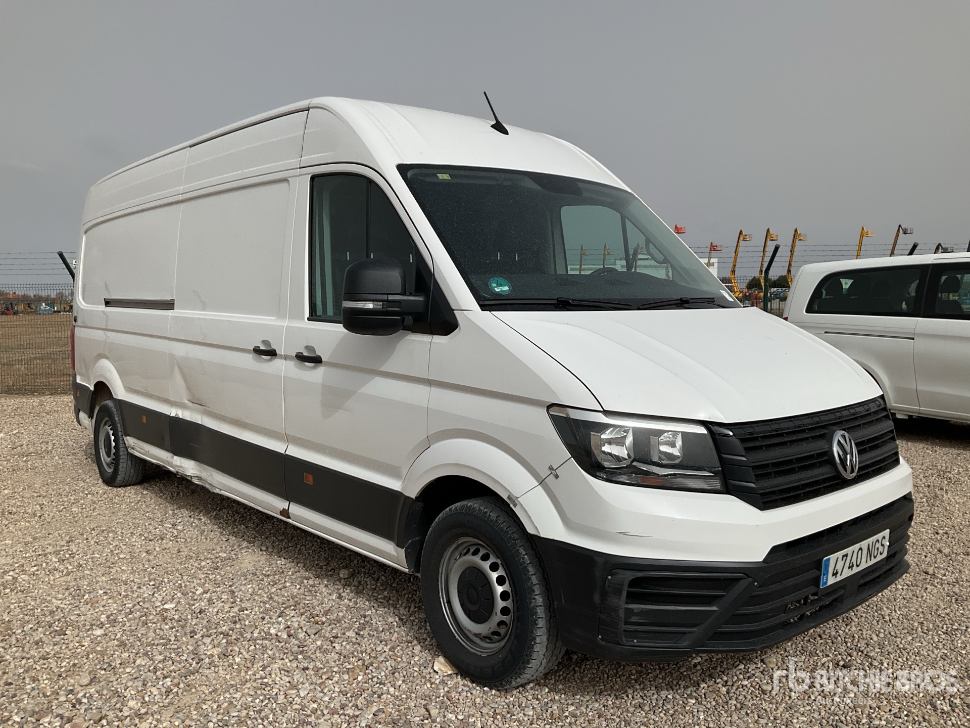 General Appearance with Picture, Right Front Corner