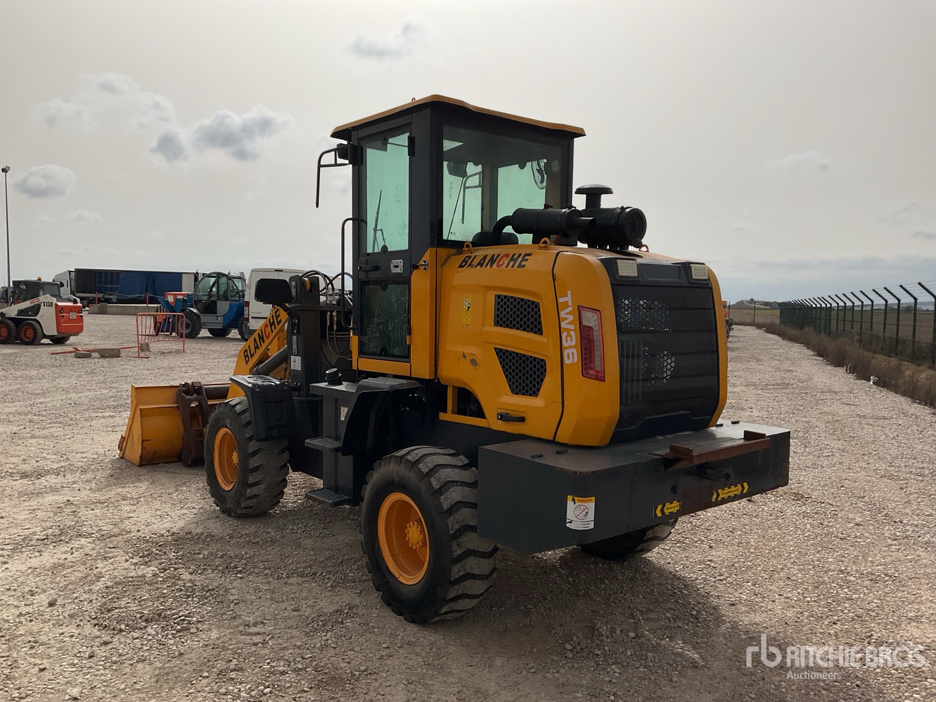 General Appearance with Picture, Left Rear Corner