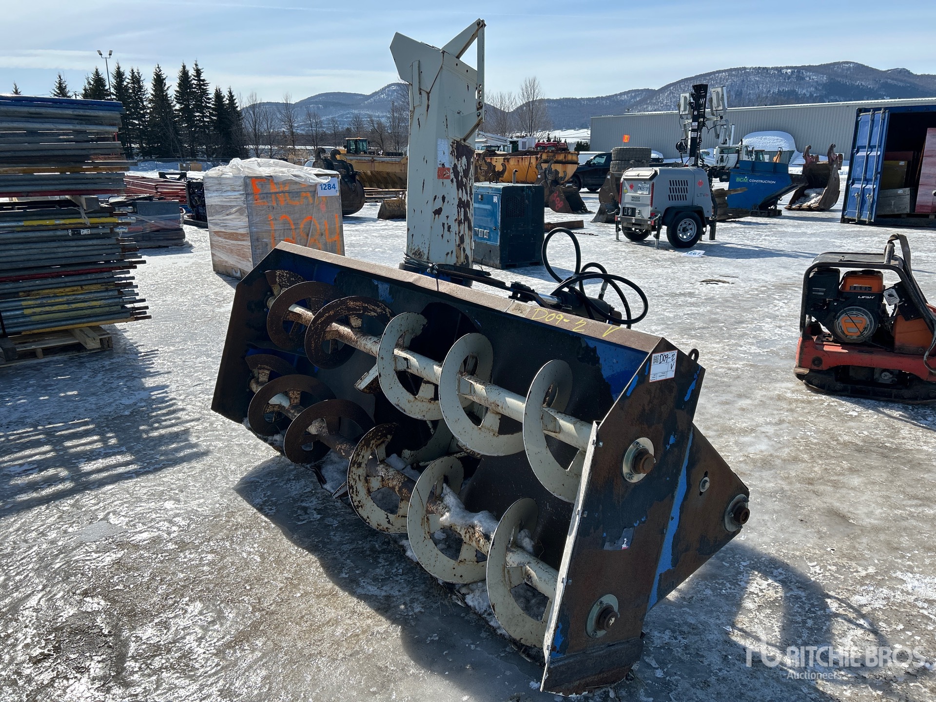 General Appearance with Featured Photo