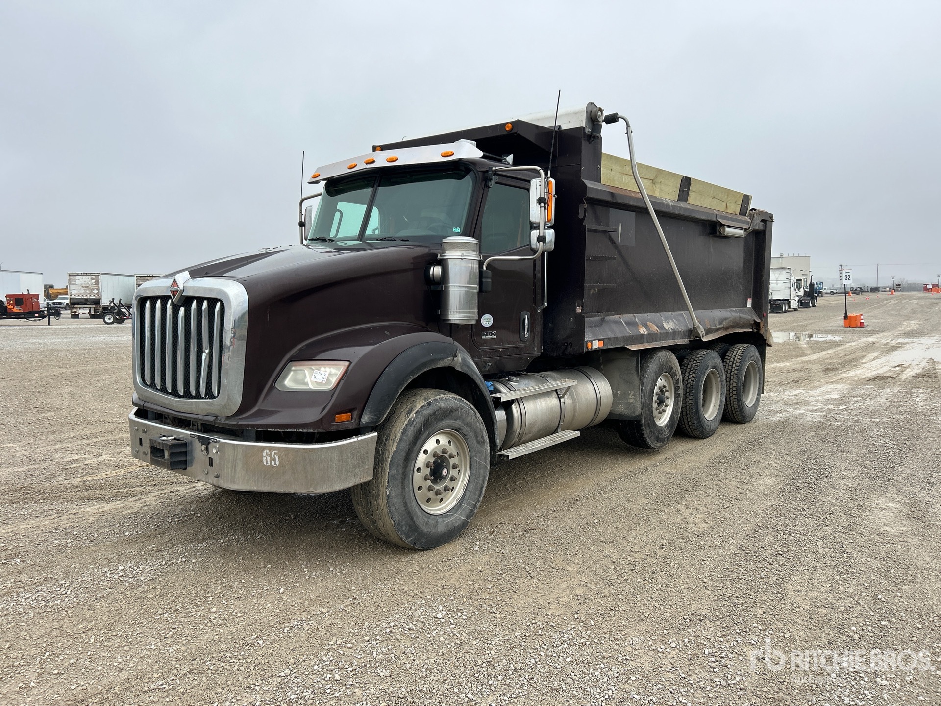 General Appearance with Featured Photo