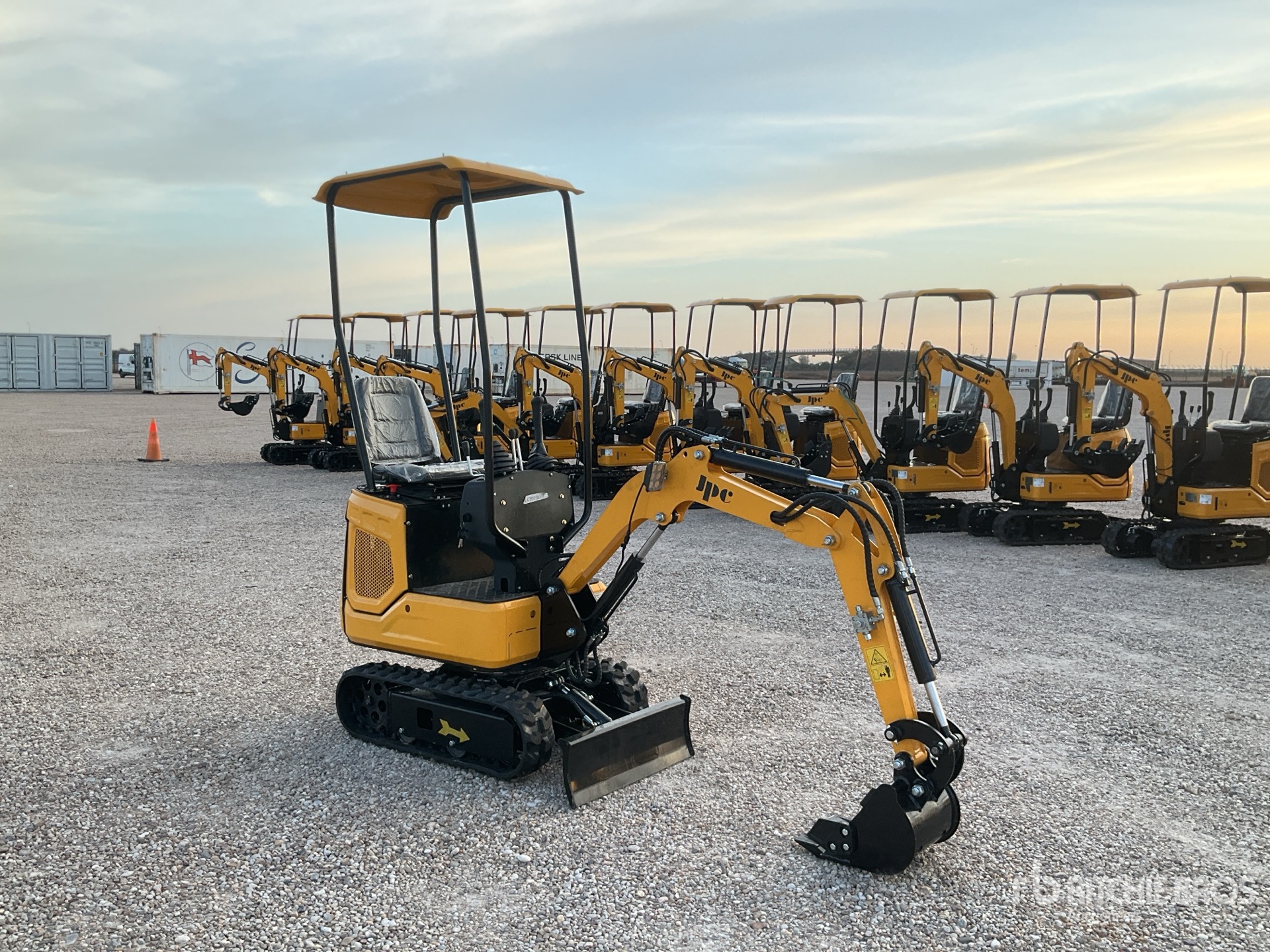 General Appearance with Foto, angolo anteriore destro