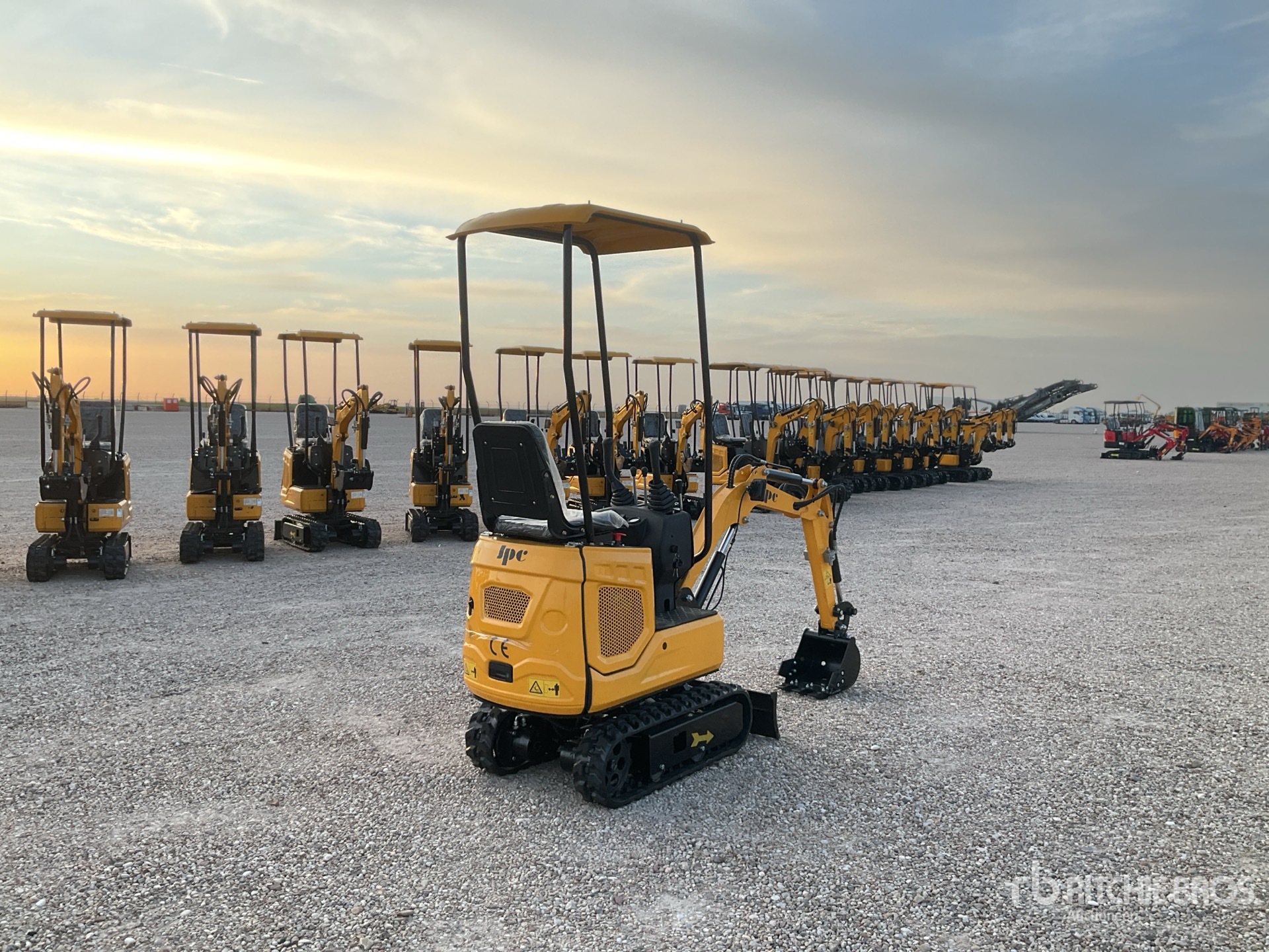 General Appearance with Foto, angolo anteriore sinistro