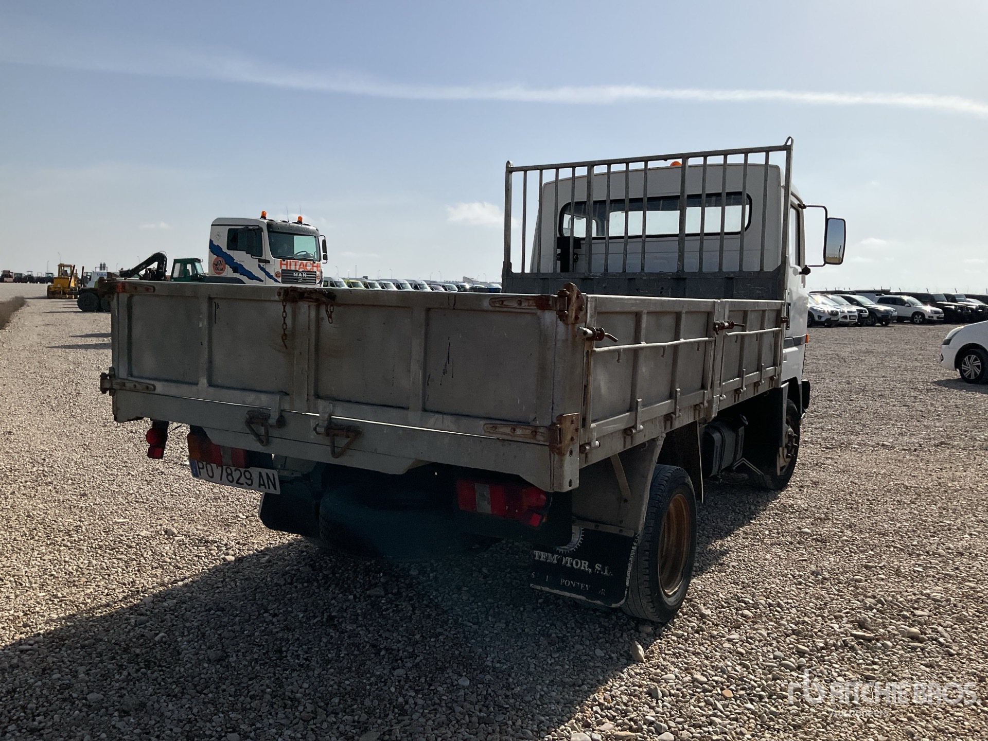 General Appearance with Imagen: esquina trasera derecha