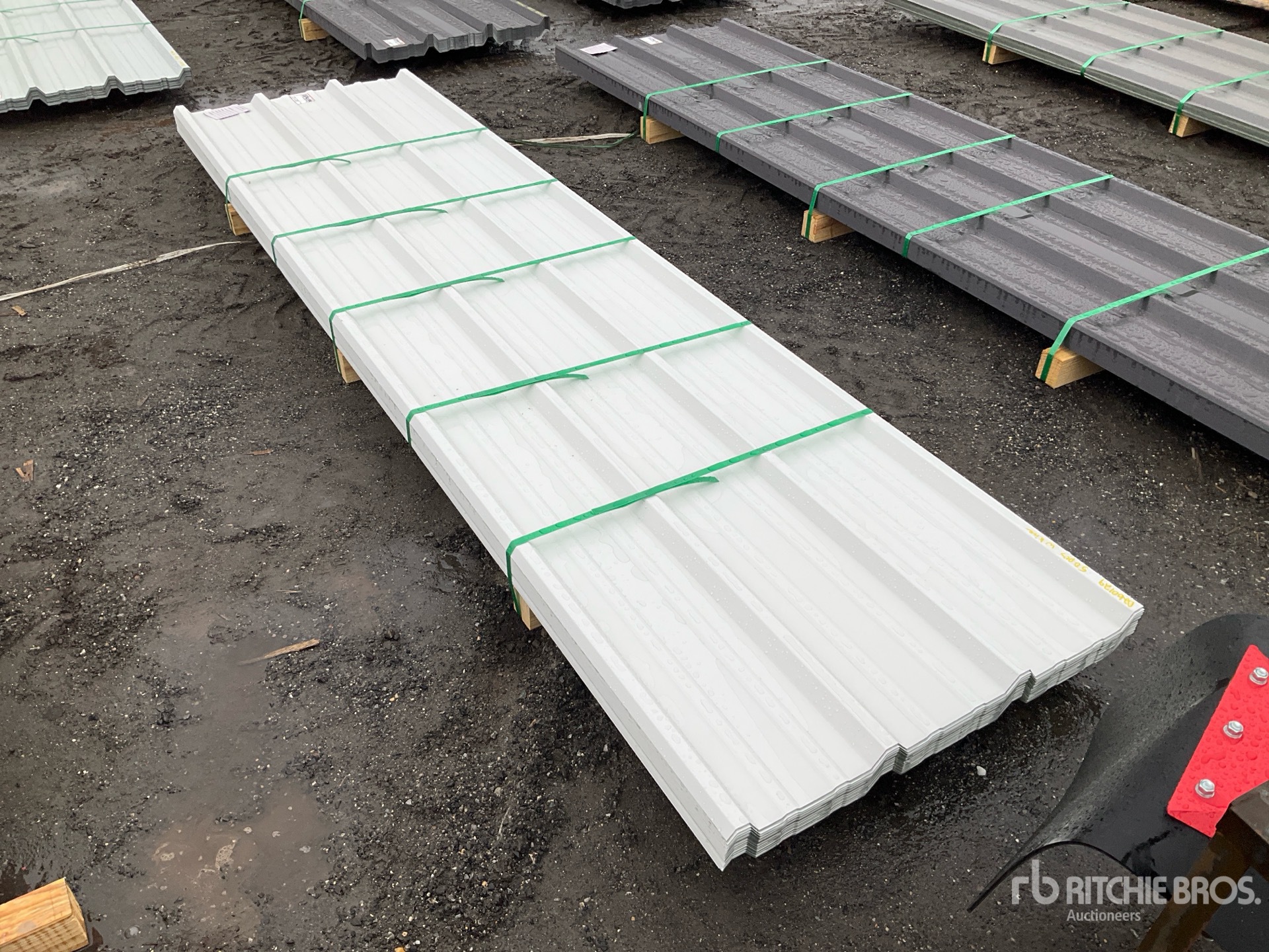 General Appearance with Foto, angolo posteriore sinistro