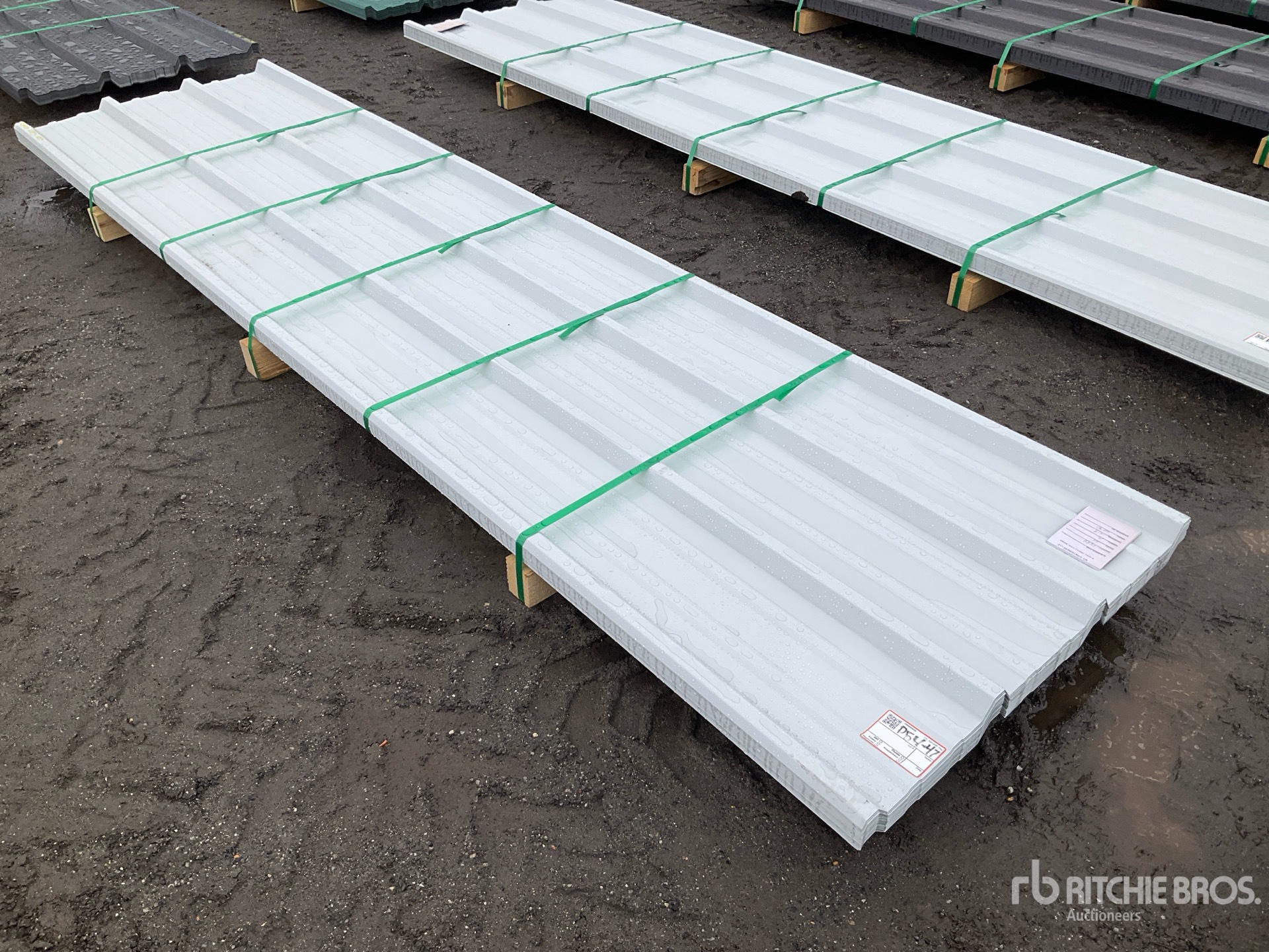 General Appearance with Foto, angolo posteriore sinistro