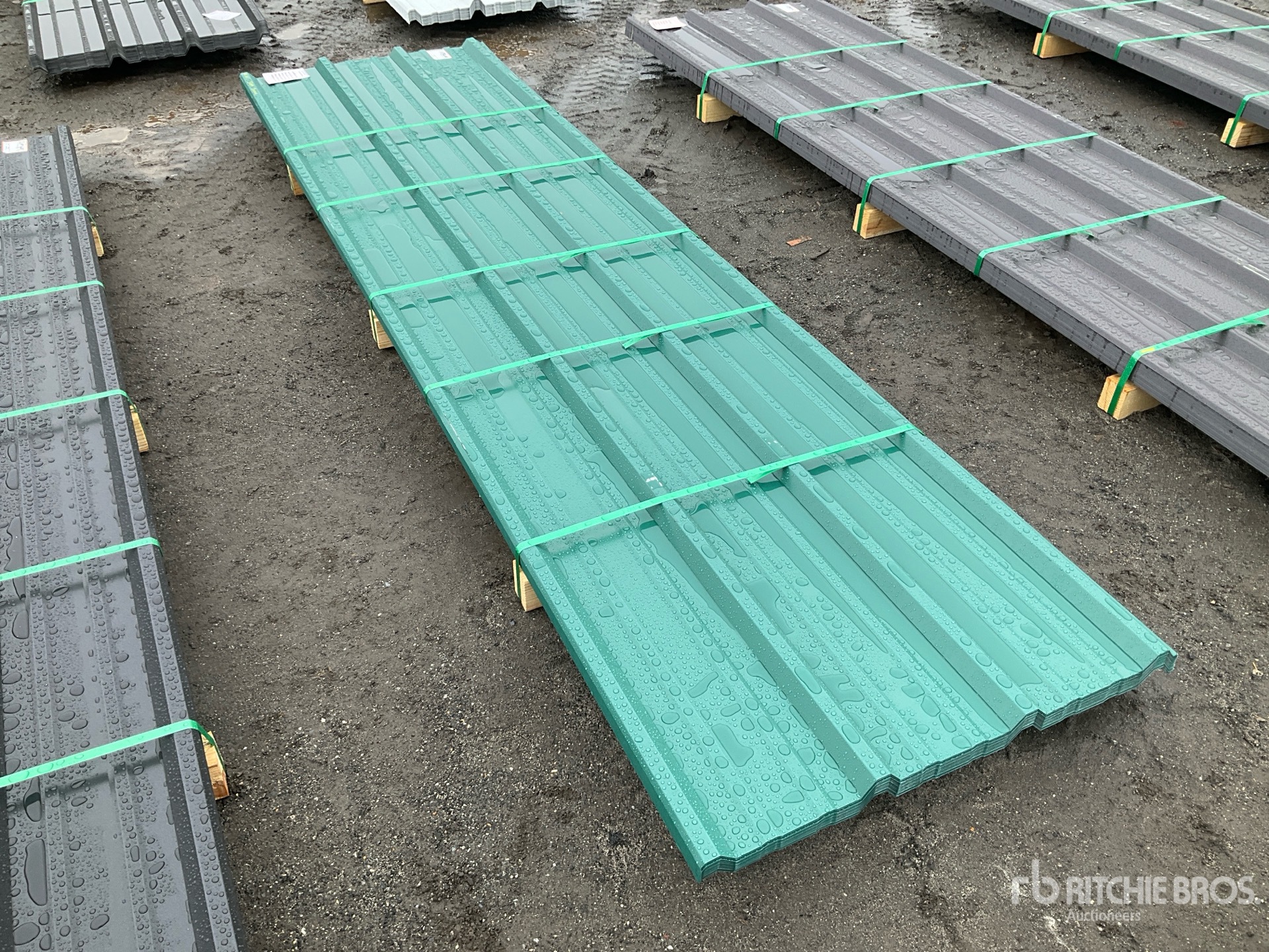 General Appearance with Foto, angolo posteriore sinistro