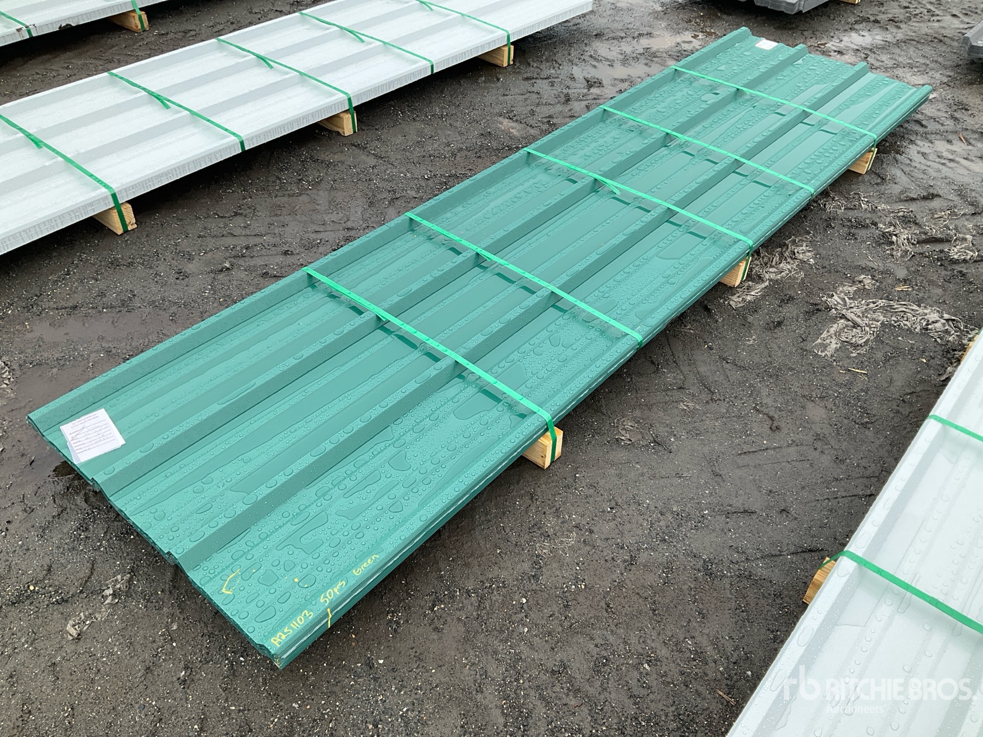 General Appearance with Foto, angolo anteriore sinistro