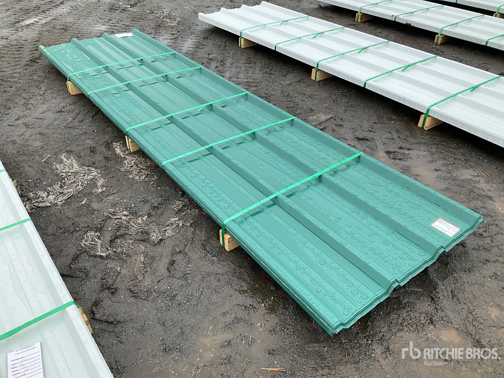 General Appearance with Foto, angolo posteriore sinistro