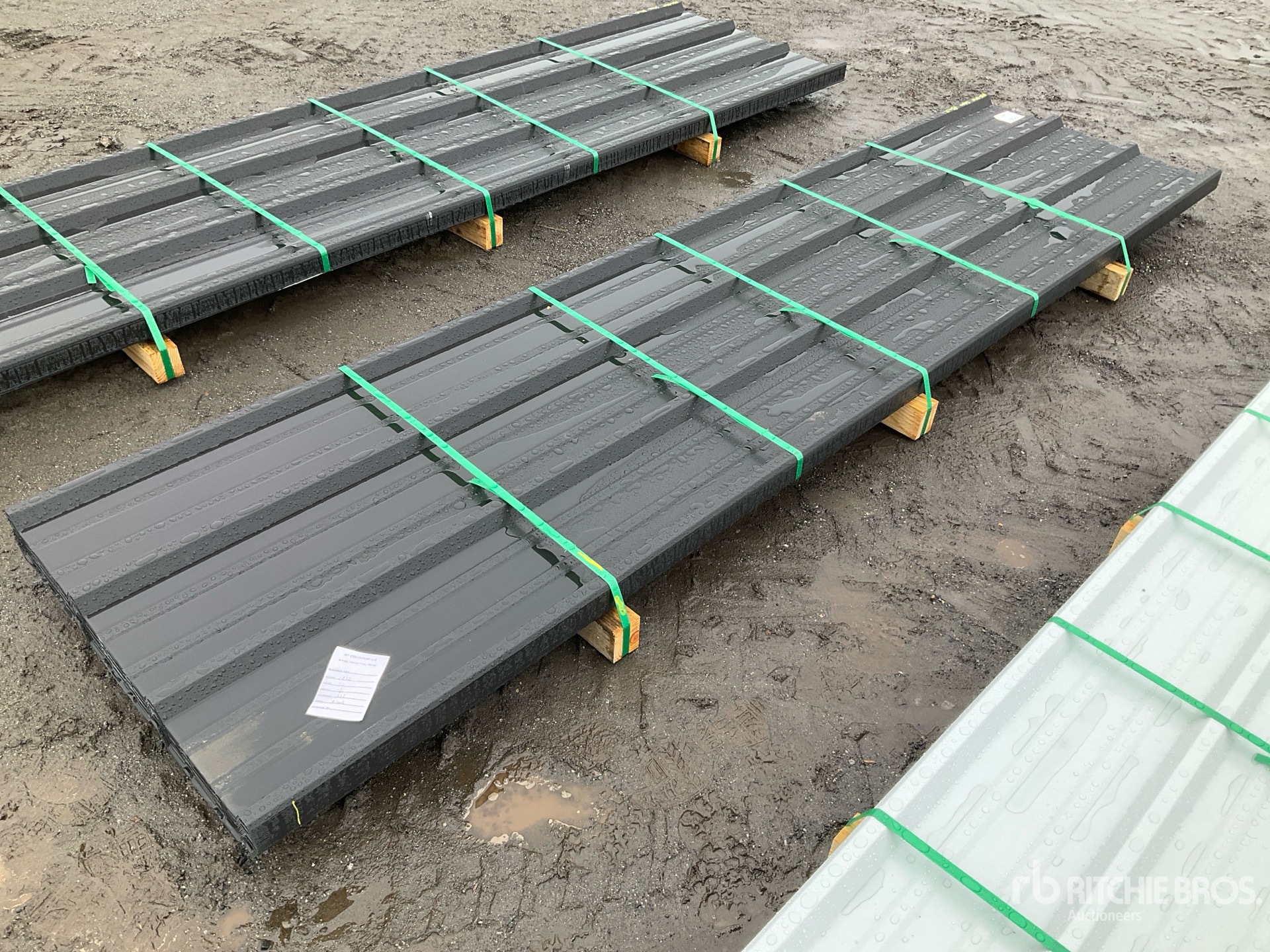 General Appearance with Foto, angolo anteriore sinistro