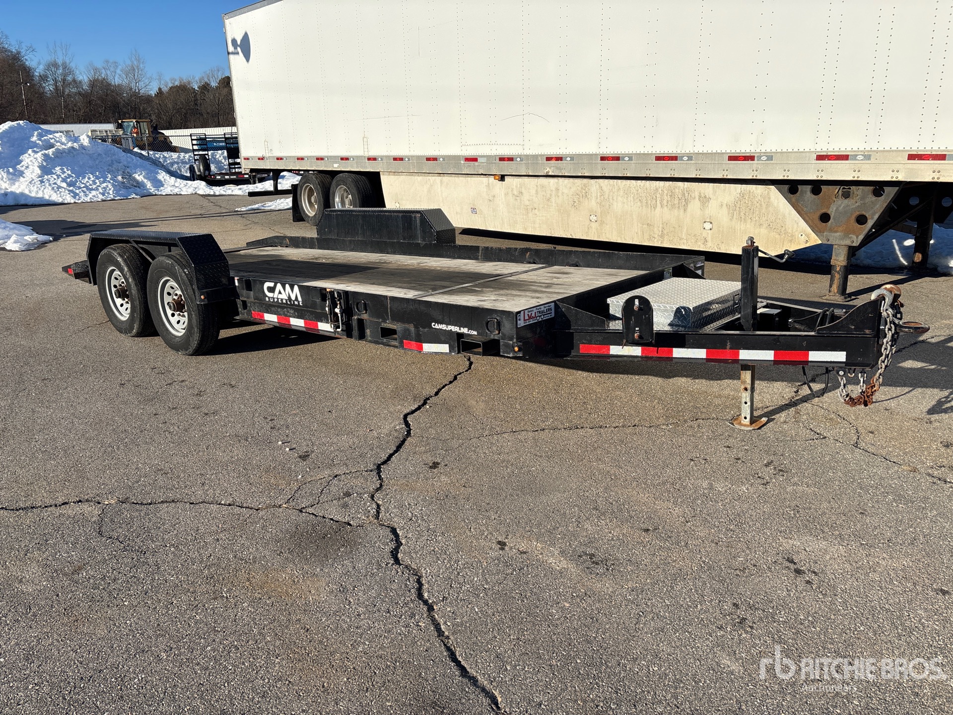 General Appearance with Bild, Ecke vorne rechts