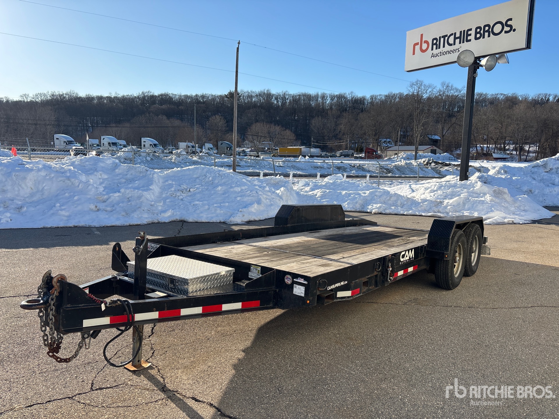 General Appearance with Featured Photo