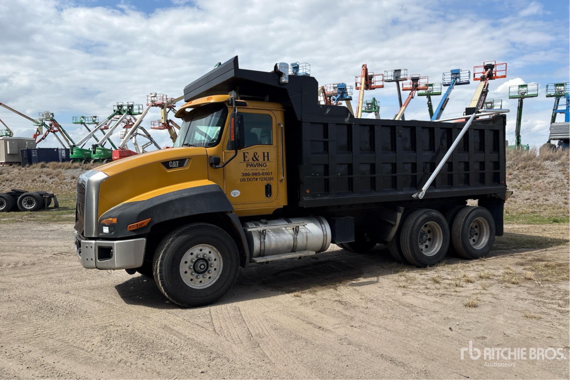 General Appearance with Image, coin avant gauche