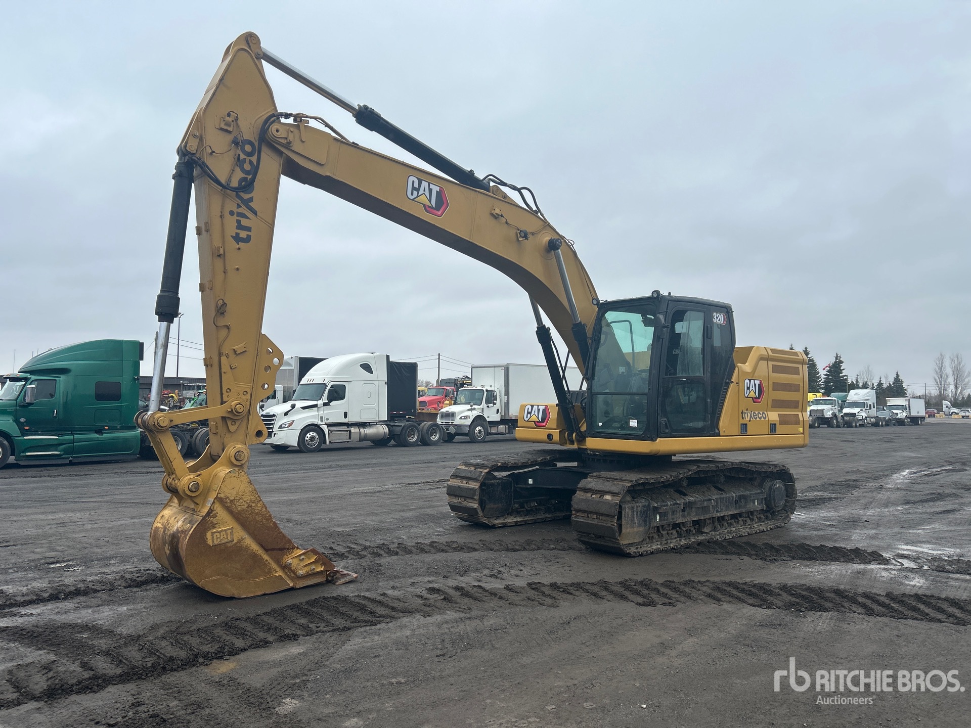 General Appearance with Picture, Left Front Corner