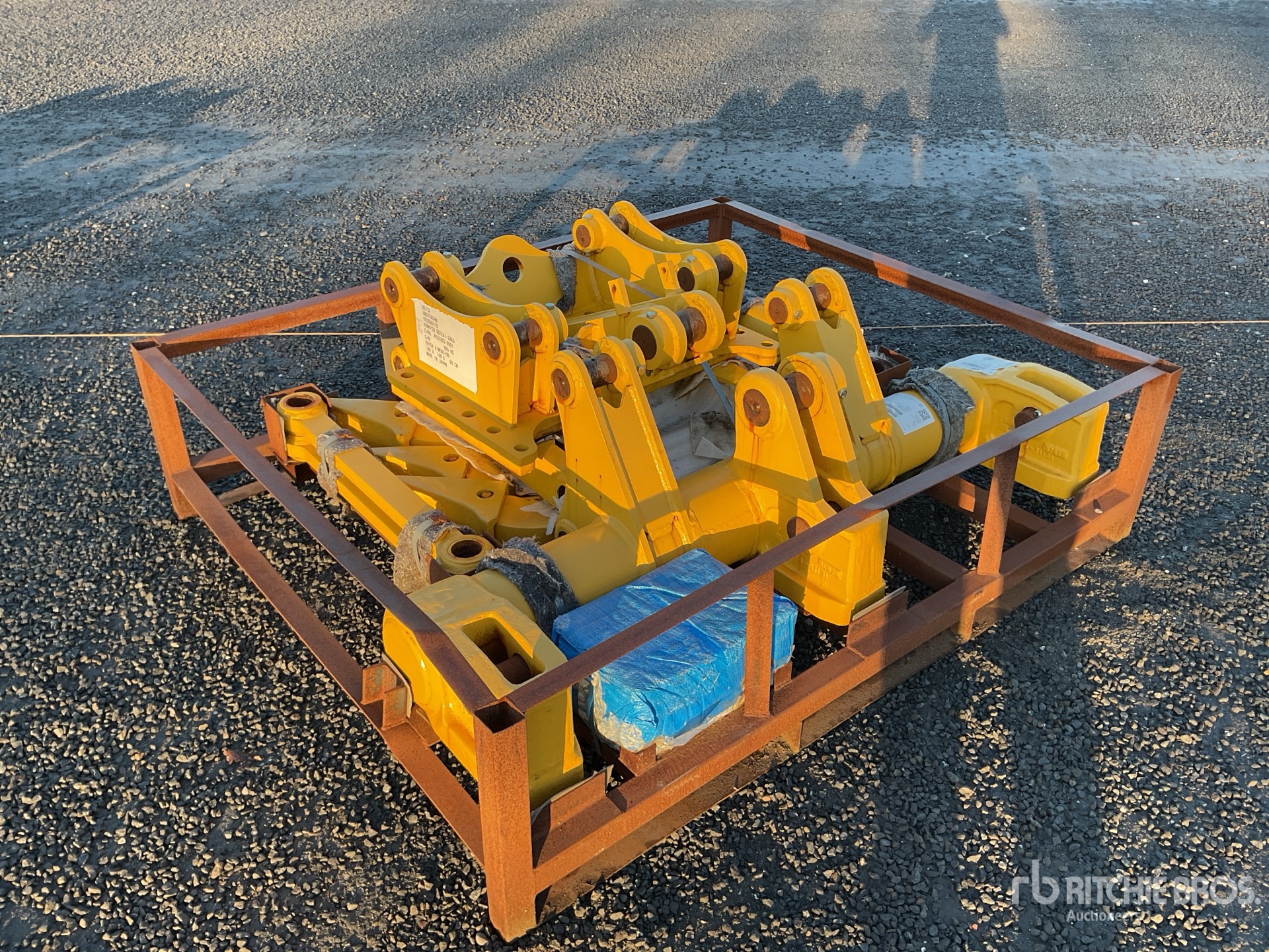 General Appearance with Foto, angolo anteriore sinistro