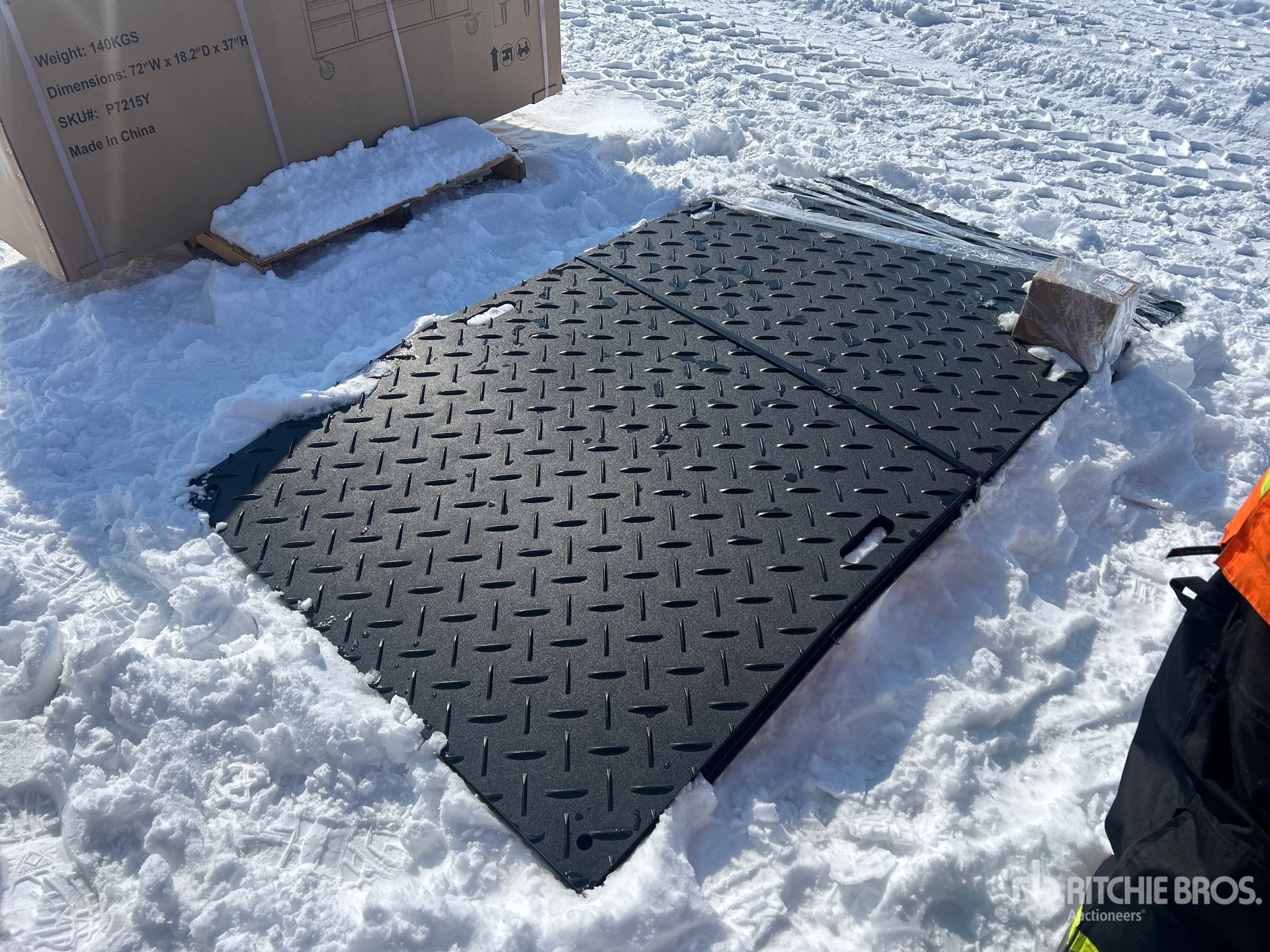 General Appearance with Image, coin avant droit