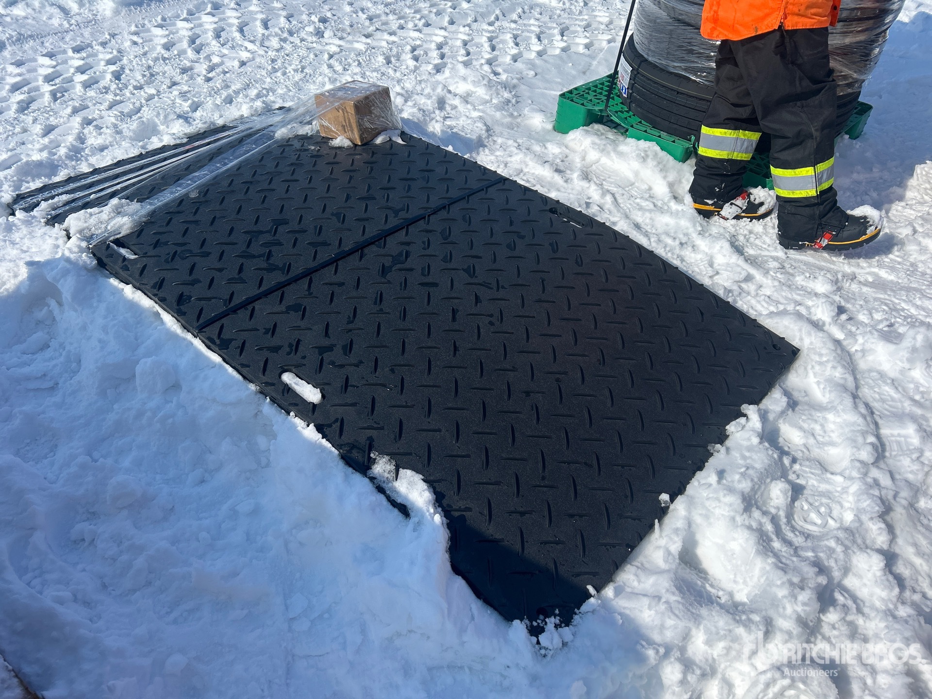 General Appearance with Image, coin arrière droit