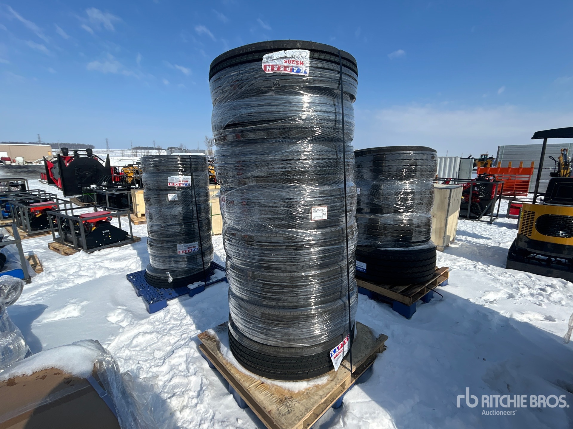 General Appearance with Foto, angolo anteriore sinistro