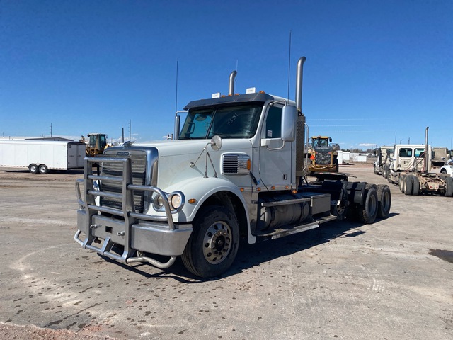 2016 Freightliner Coronado 8x4 Tri/A Day Cab Truck Tractor (Glider Kit)