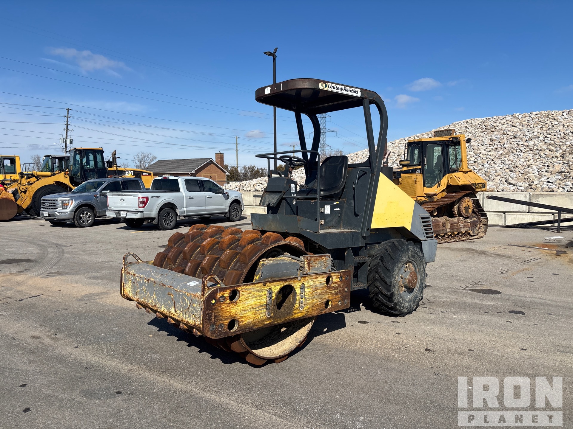 General Appearance with Image, coin avant gauche