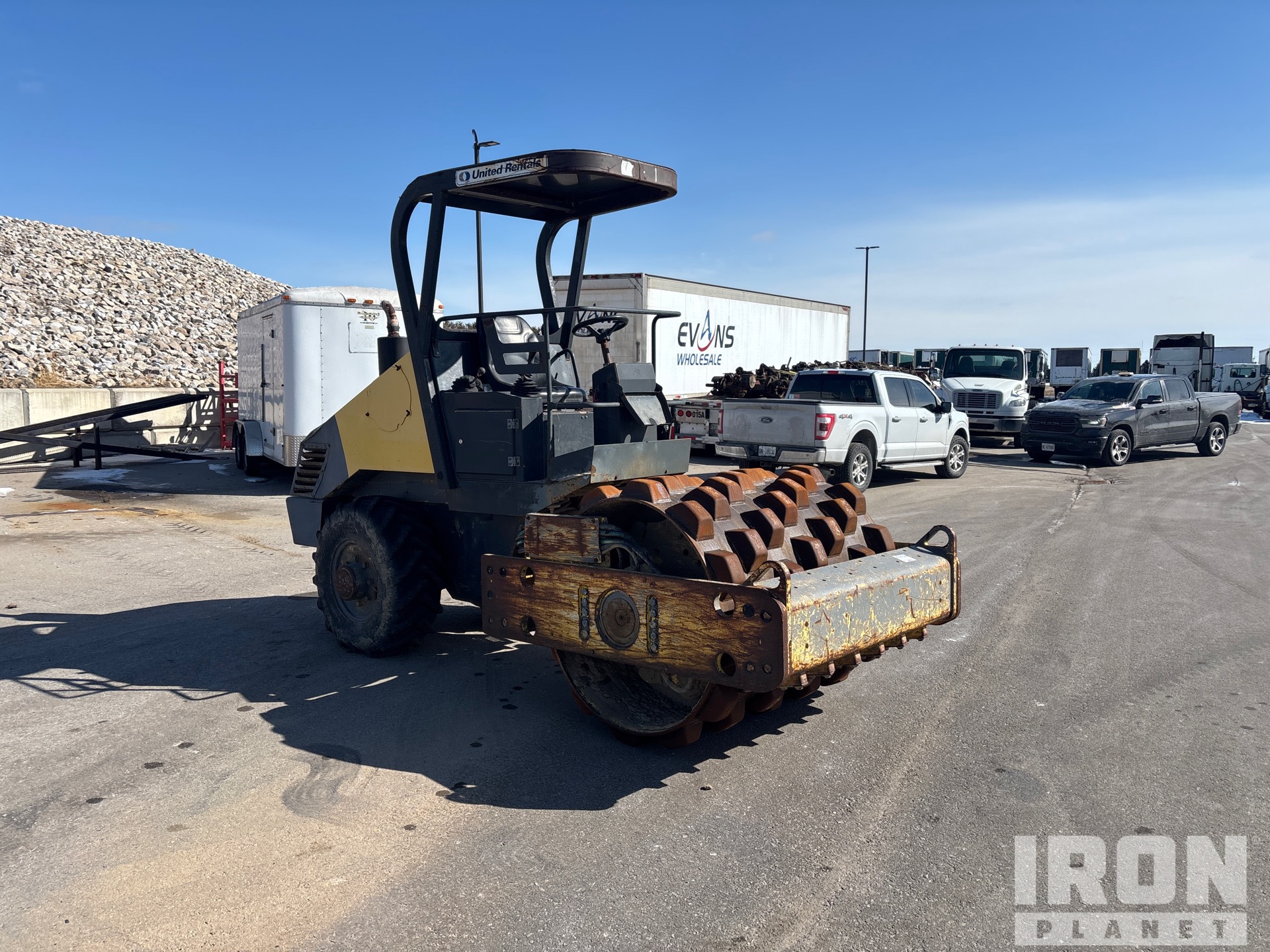 General Appearance with Image, coin avant droit