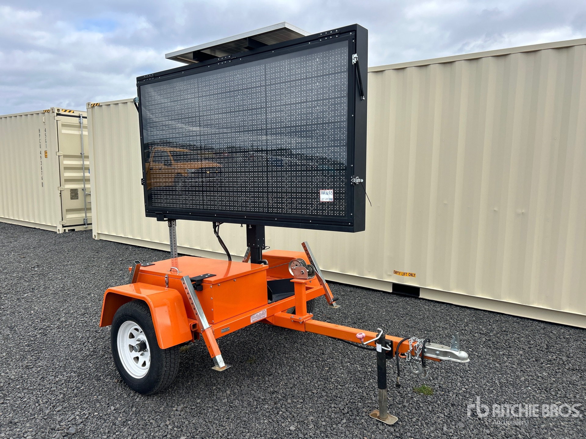 Aspect général with Image, coin avant droit