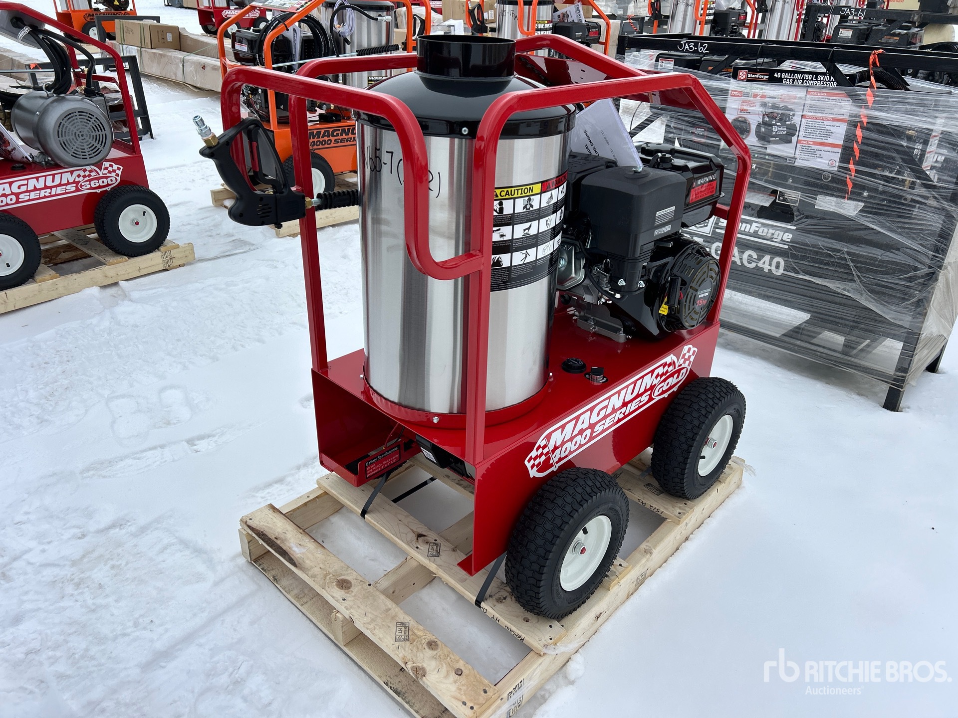 General Appearance with Bild, Ecke vorne links