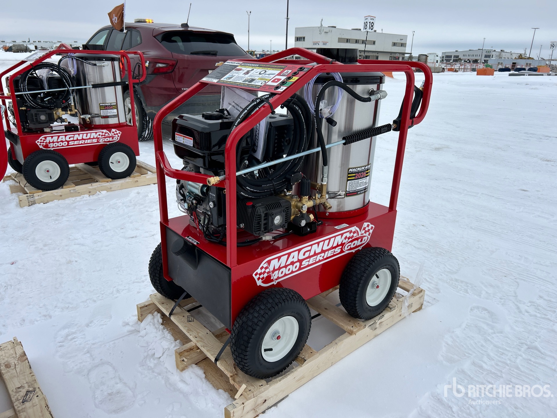 General Appearance with Bild, Ecke vorne links