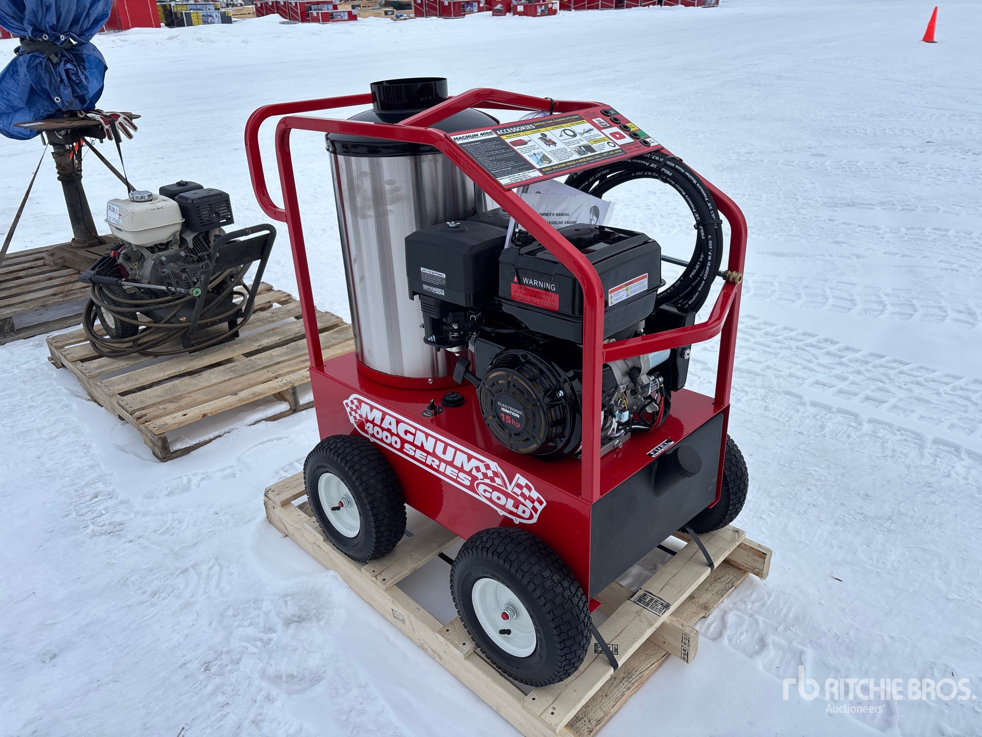 General Appearance with Bild, Ecke vorne rechts