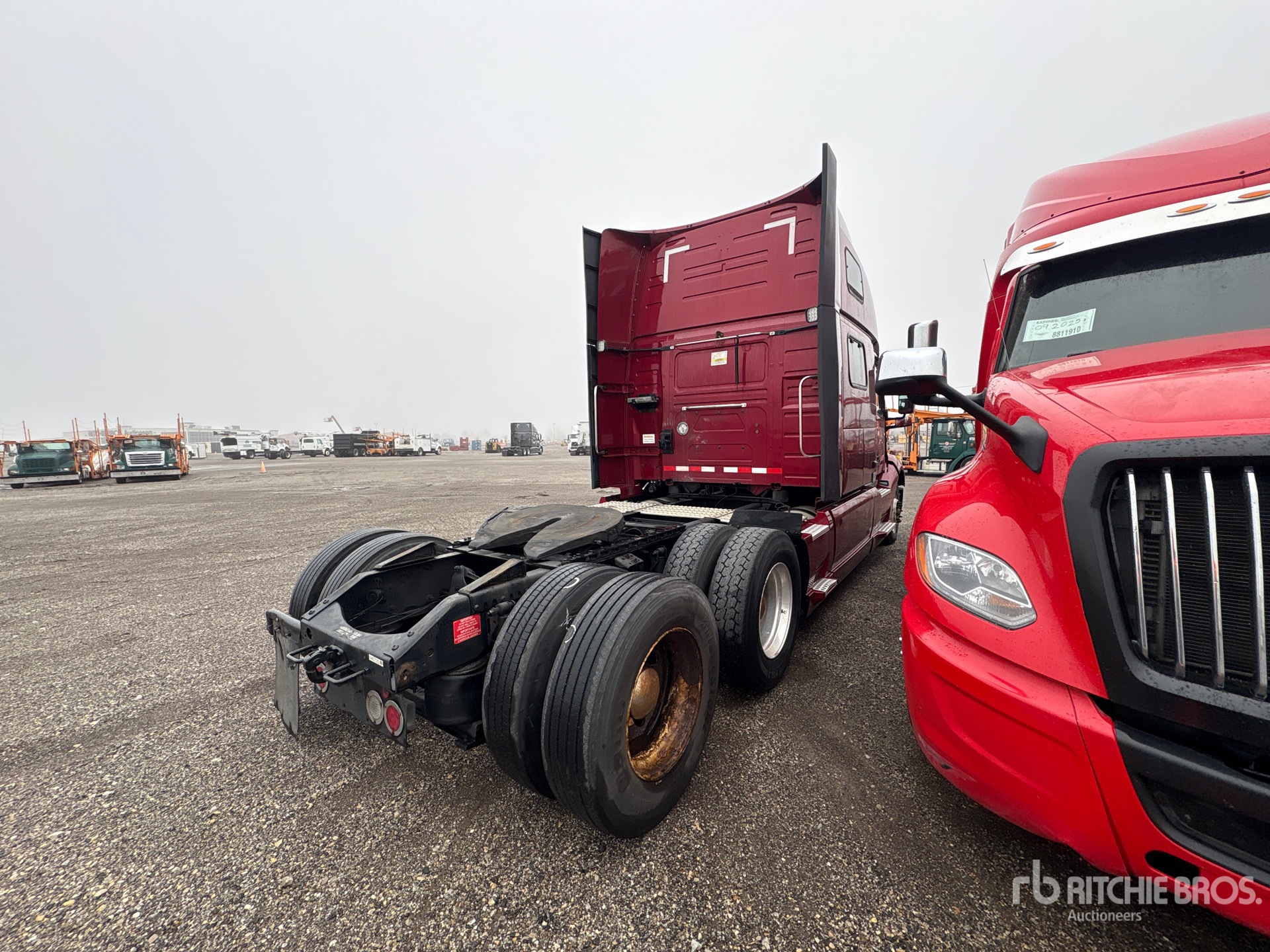 Aspect général with Image, coin arrière droit