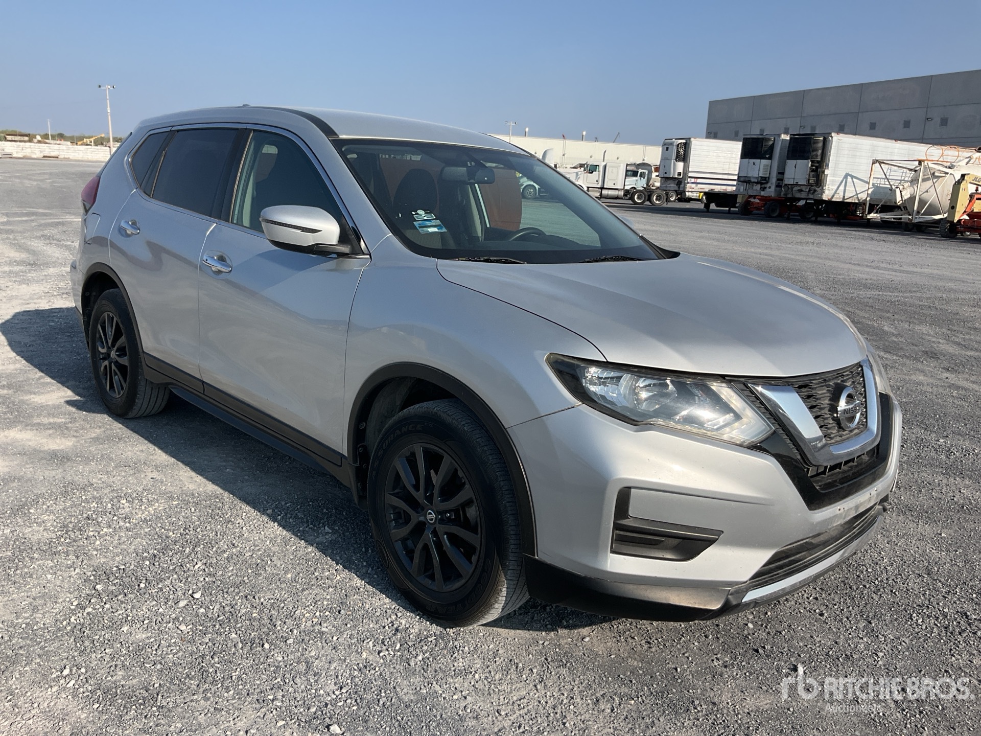 General Appearance with Image, coin avant droit