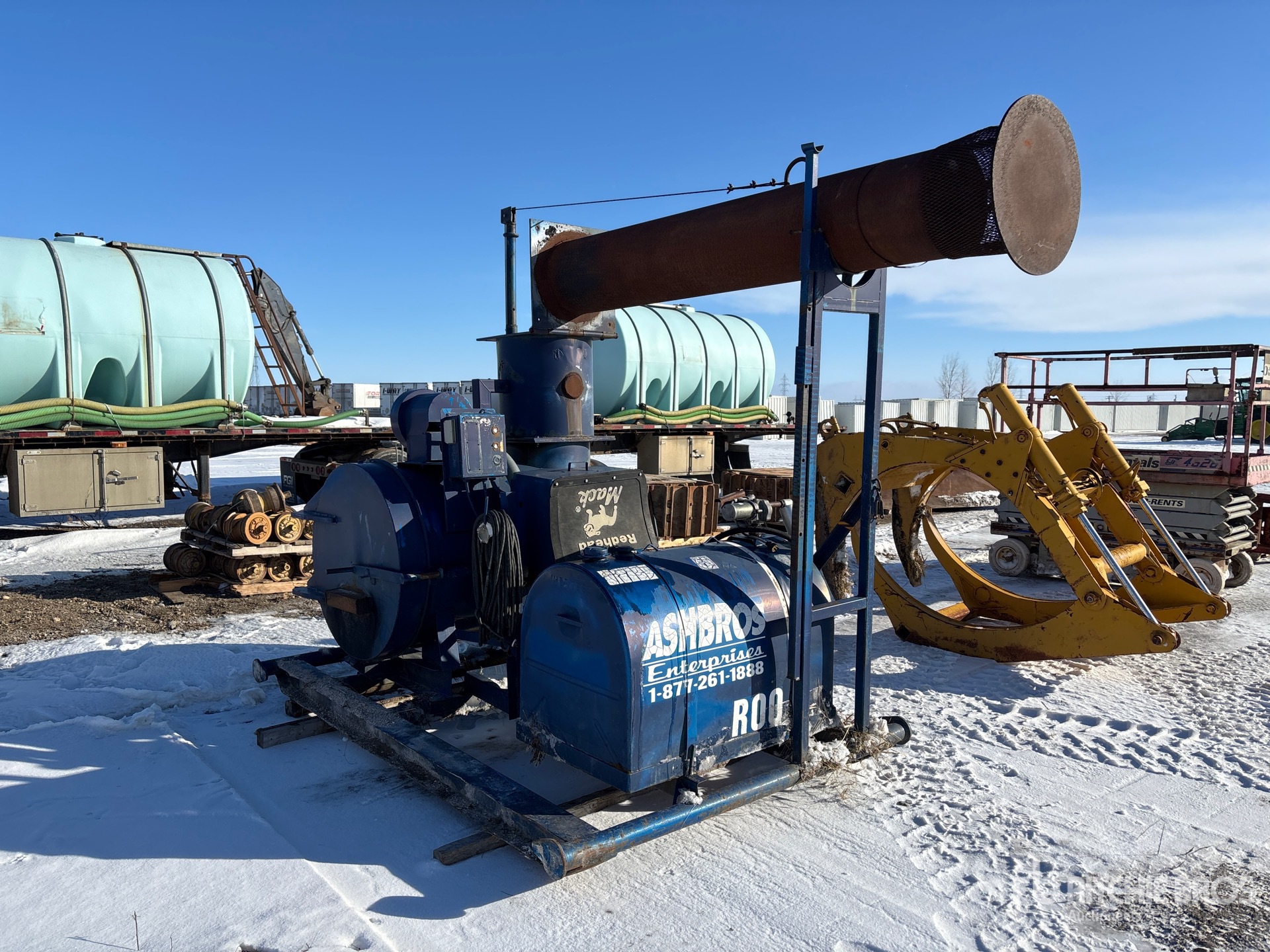 General Appearance with Bild, Ecke hinten rechts