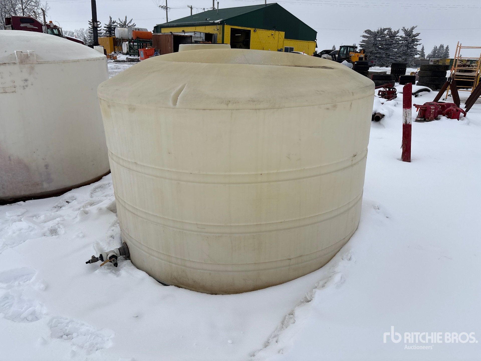 General Appearance with Foto, angolo posteriore sinistro