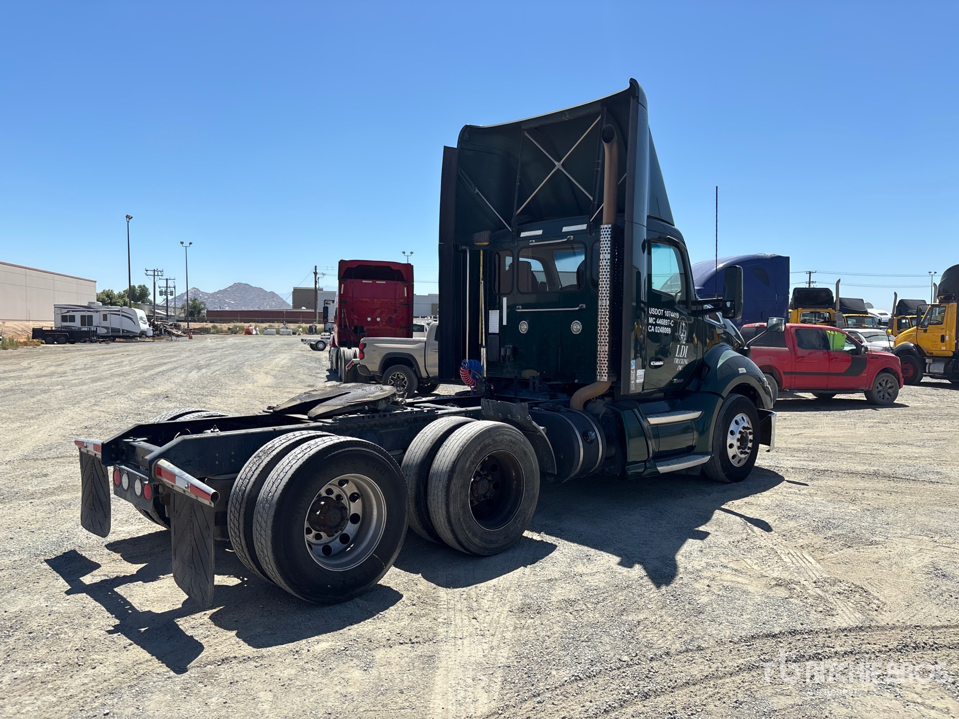General Appearance with Picture, Right Rear Corner