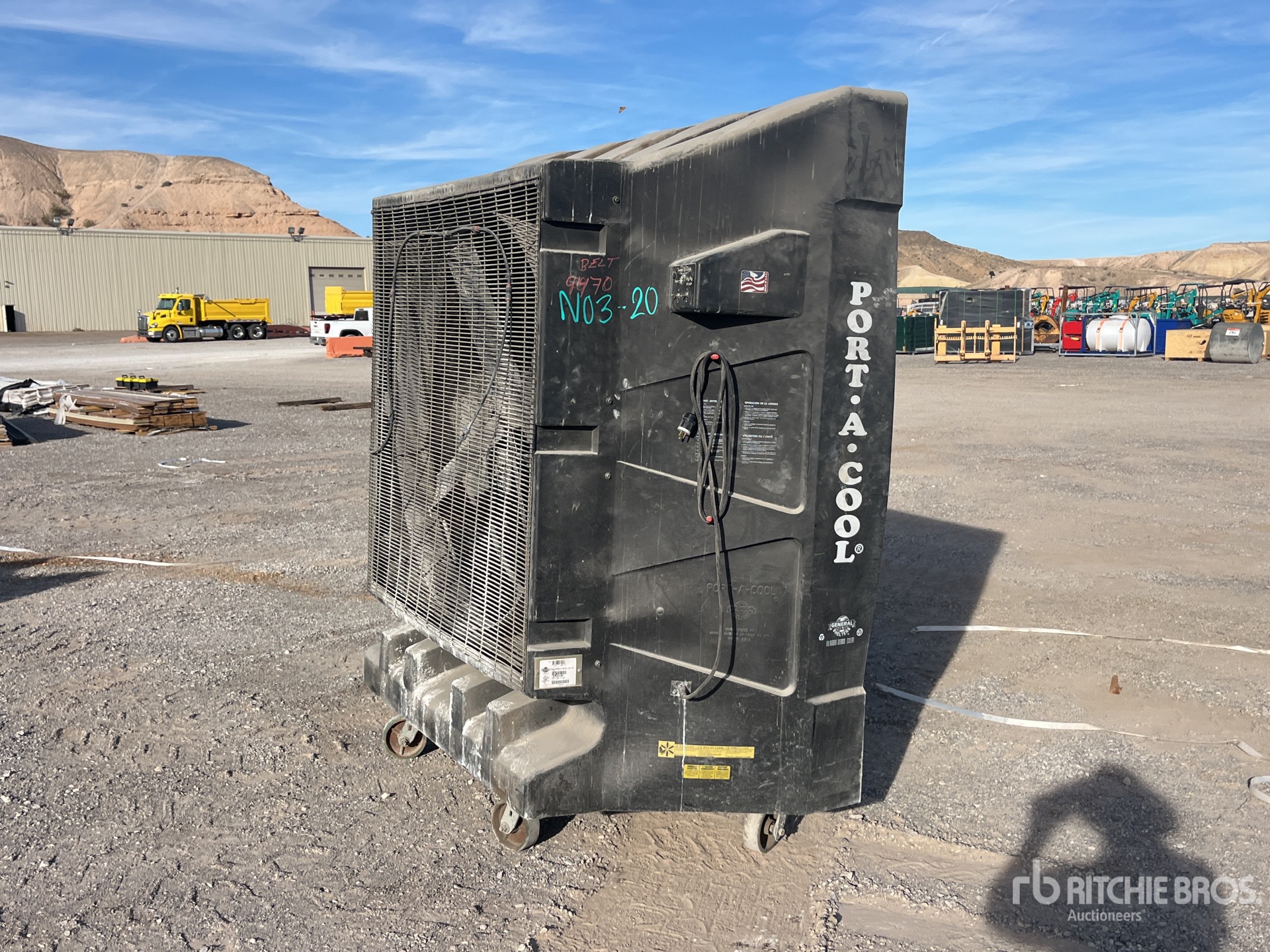 General Appearance with Bild, Ecke hinten rechts