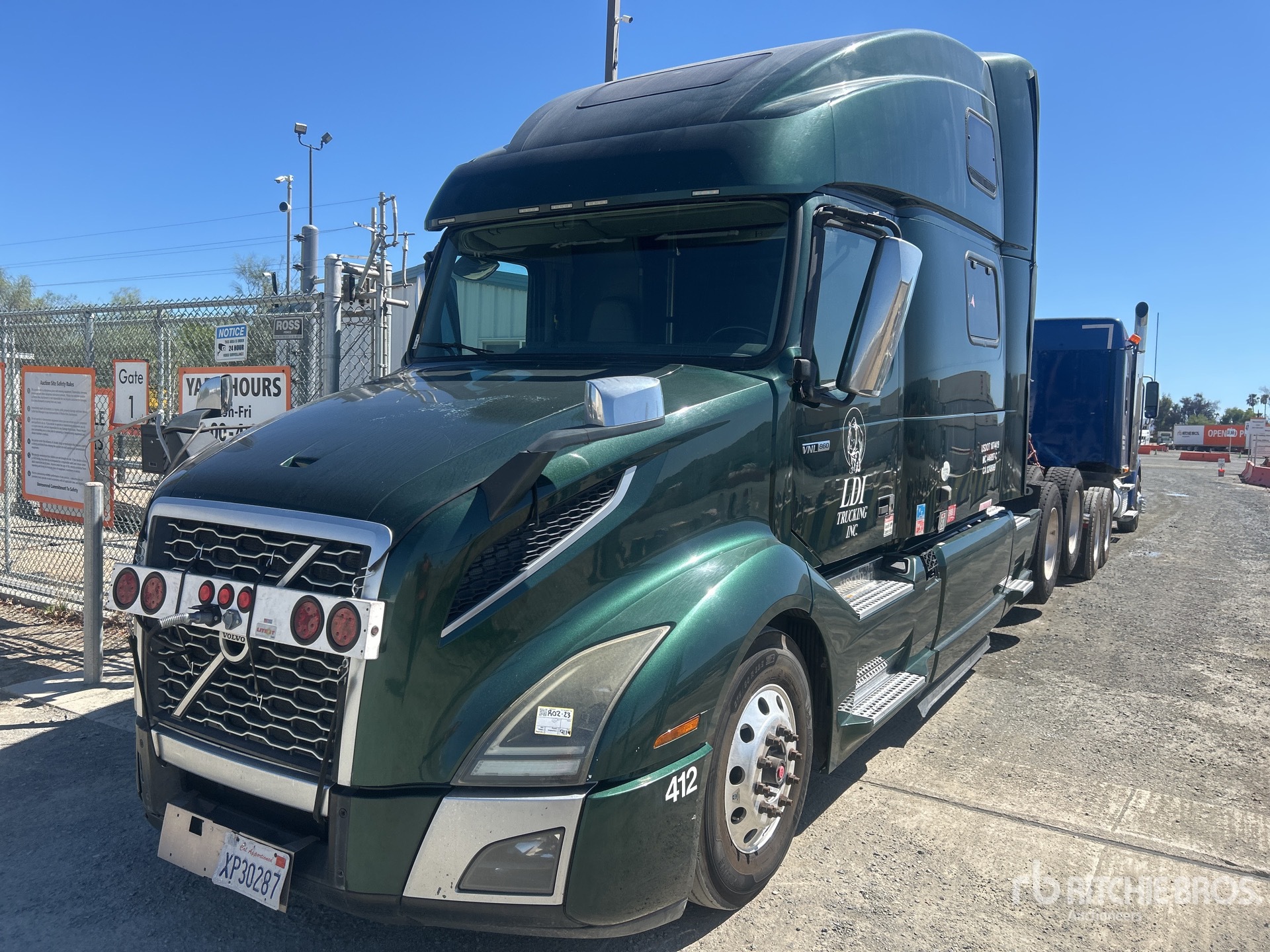 2019 Volvo VNL860