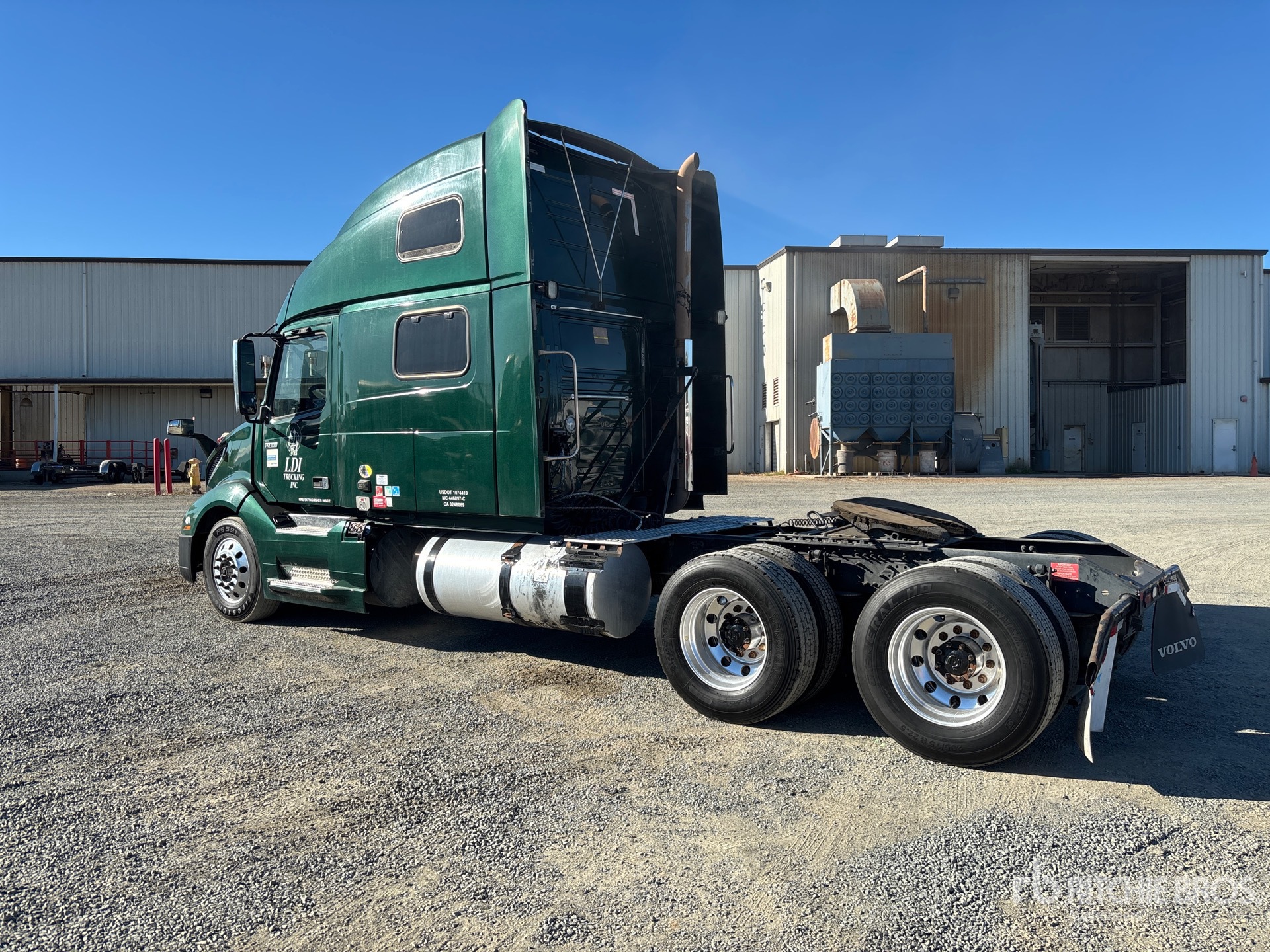 2019 Volvo VNL860