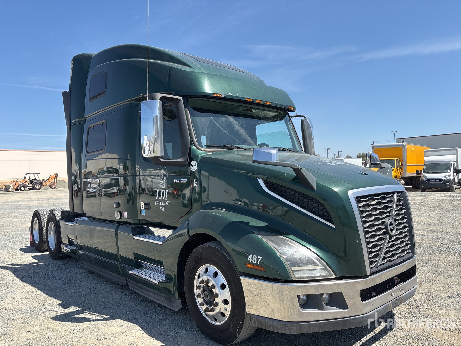 General Appearance with Foto, angolo anteriore destro