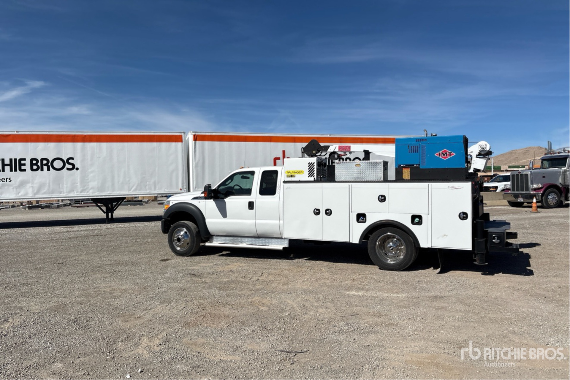 Aspect général with Image, coin arrière gauche