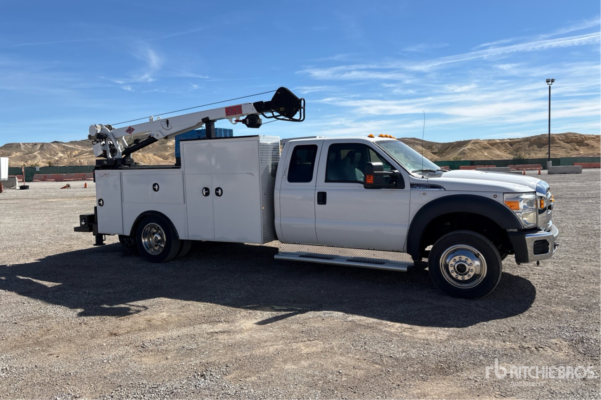 Aspect général with Image, coin avant droit