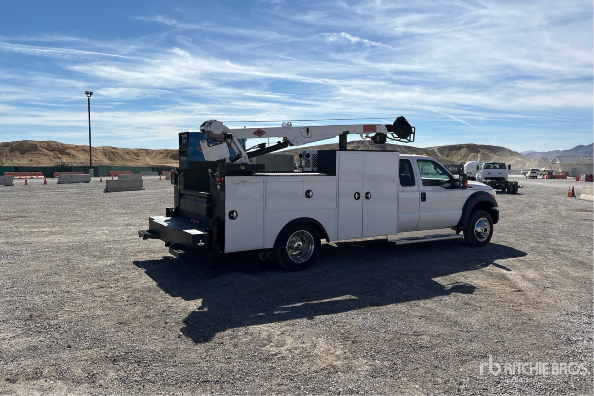 Aspect général with Image, coin arrière droit