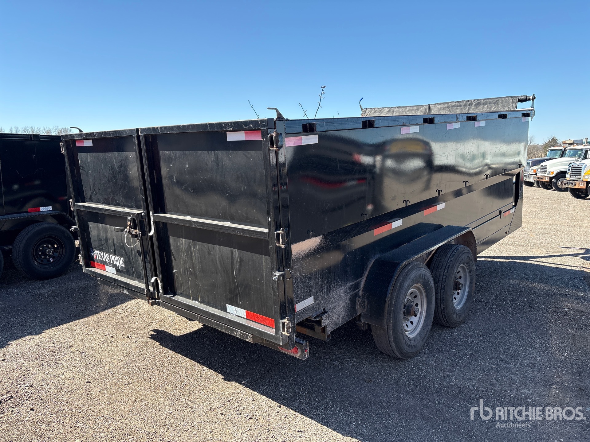 General Appearance with Imagen: esquina trasera derecha