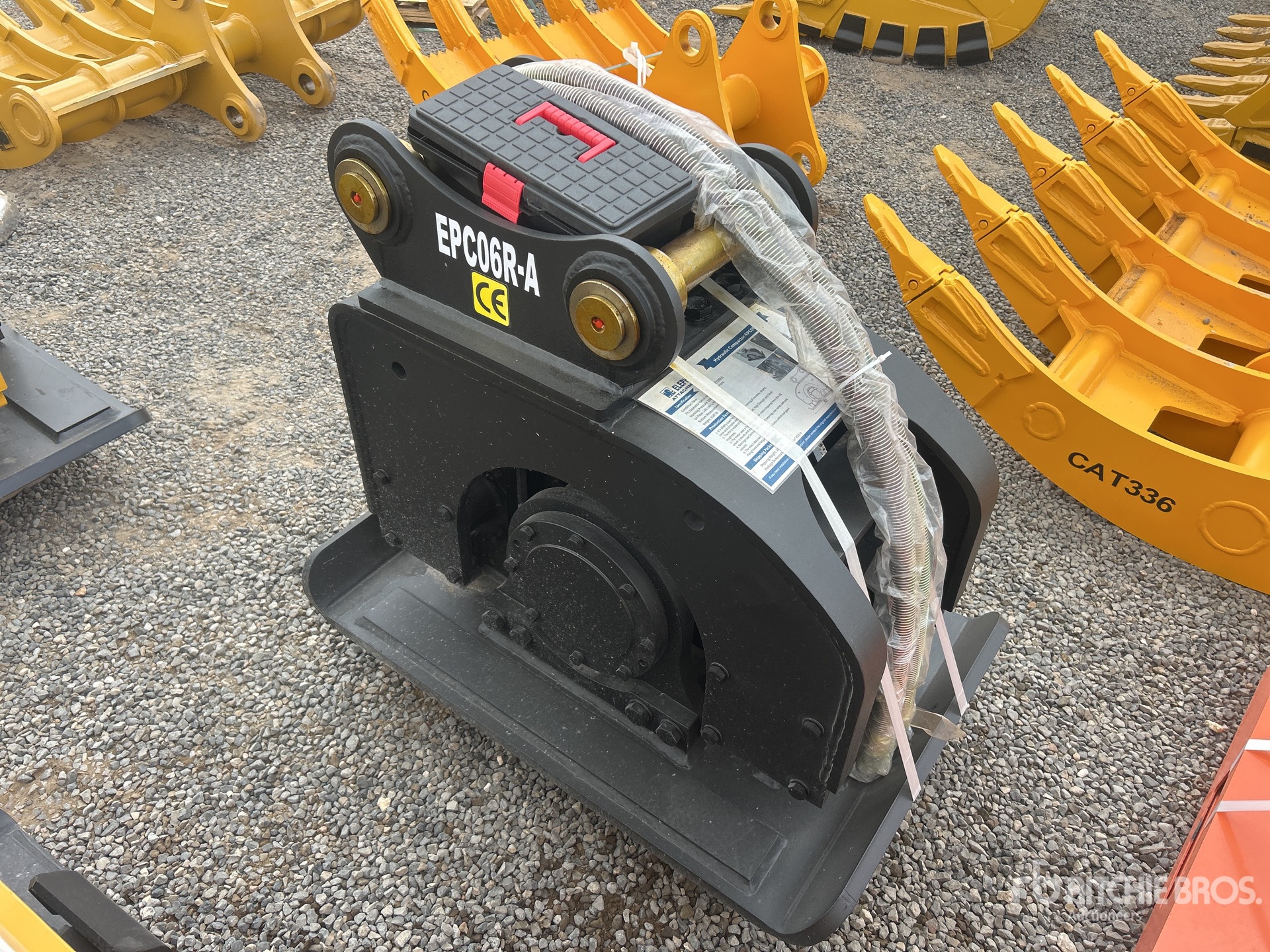 General Appearance with Foto, angolo anteriore destro