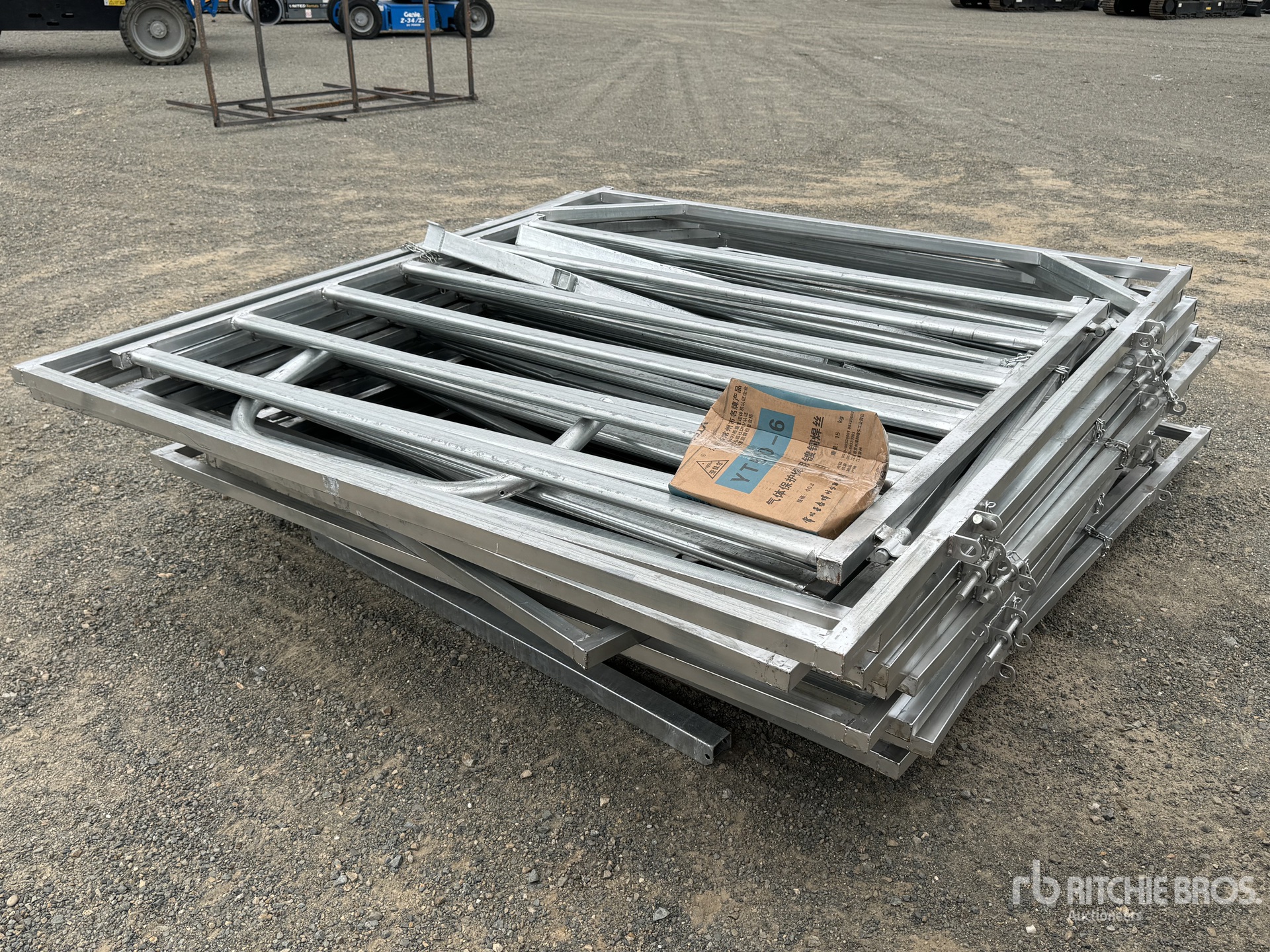 General Appearance with Bild, Ecke vorne links