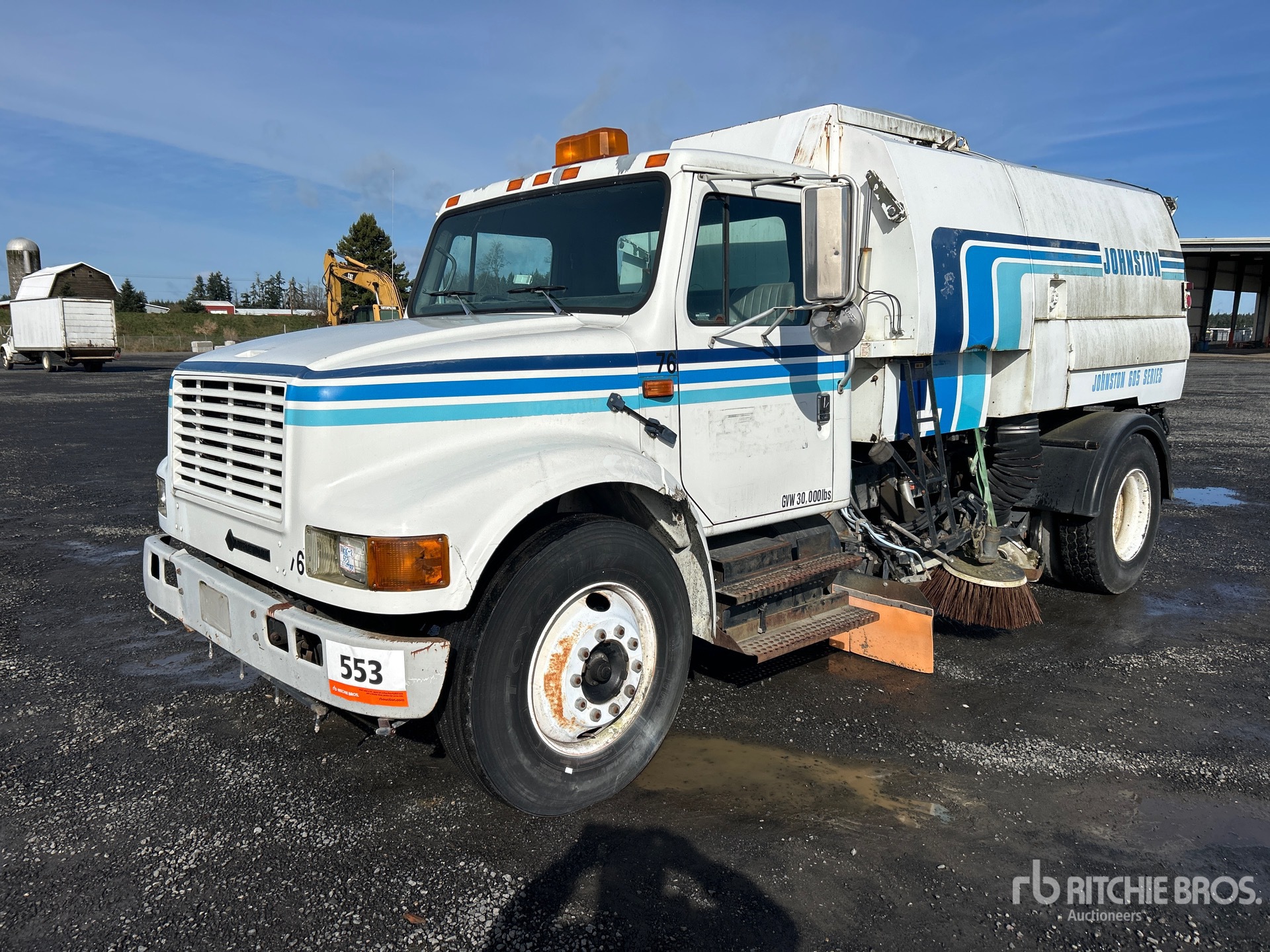 General Appearance with Picture, Left Front Corner