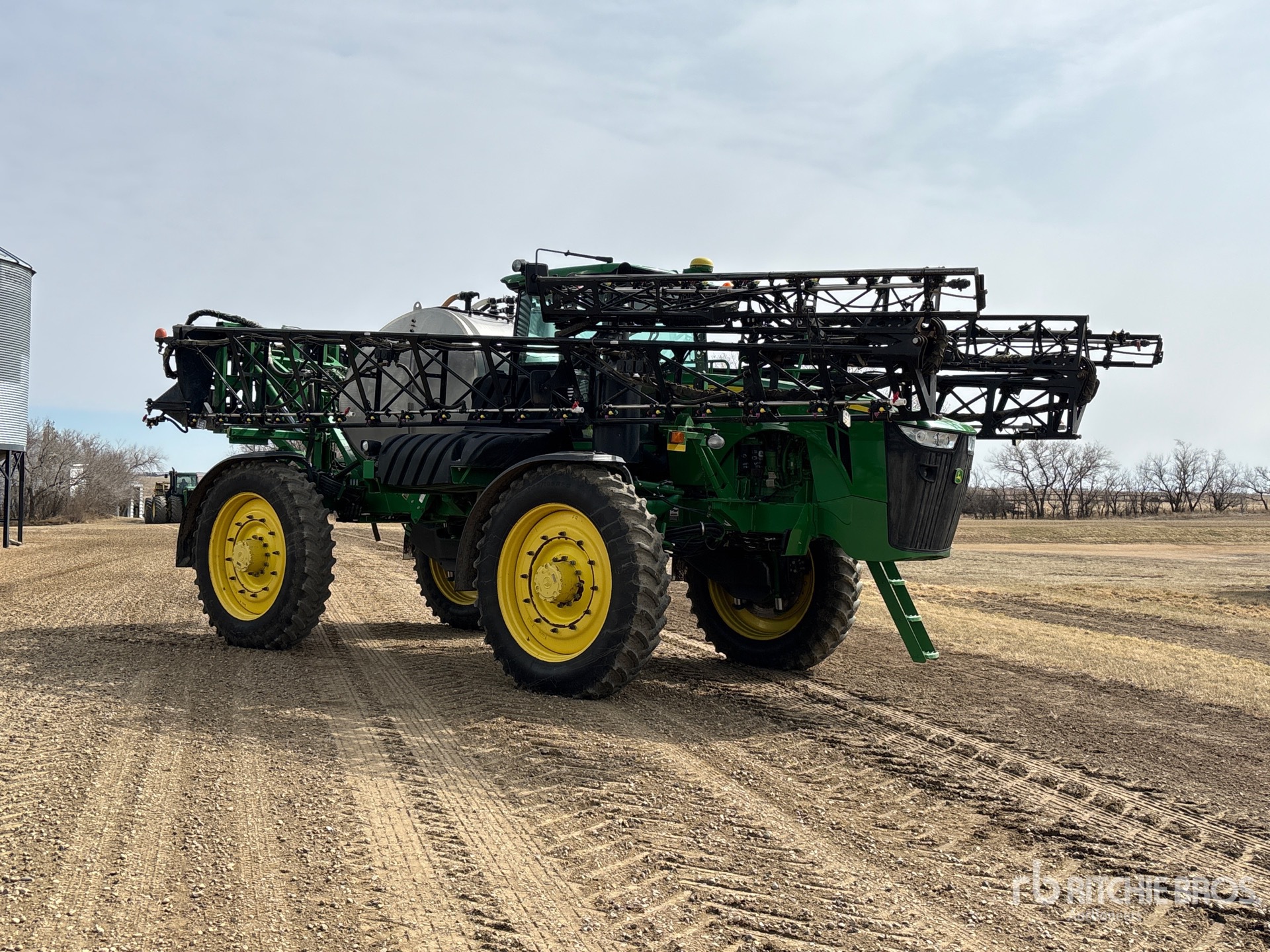 General Appearance with Imagen: esquina delantera derecha